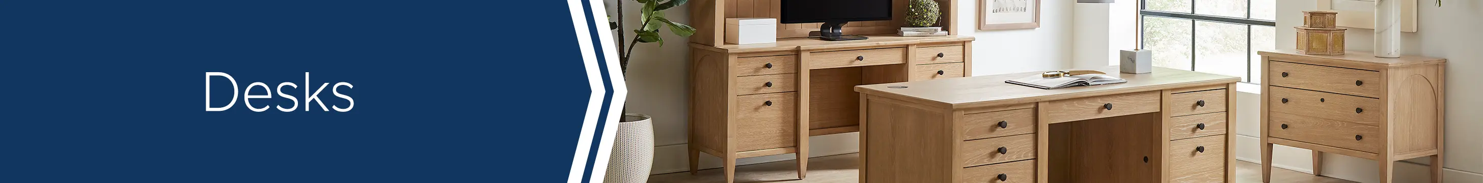 Desks Desks