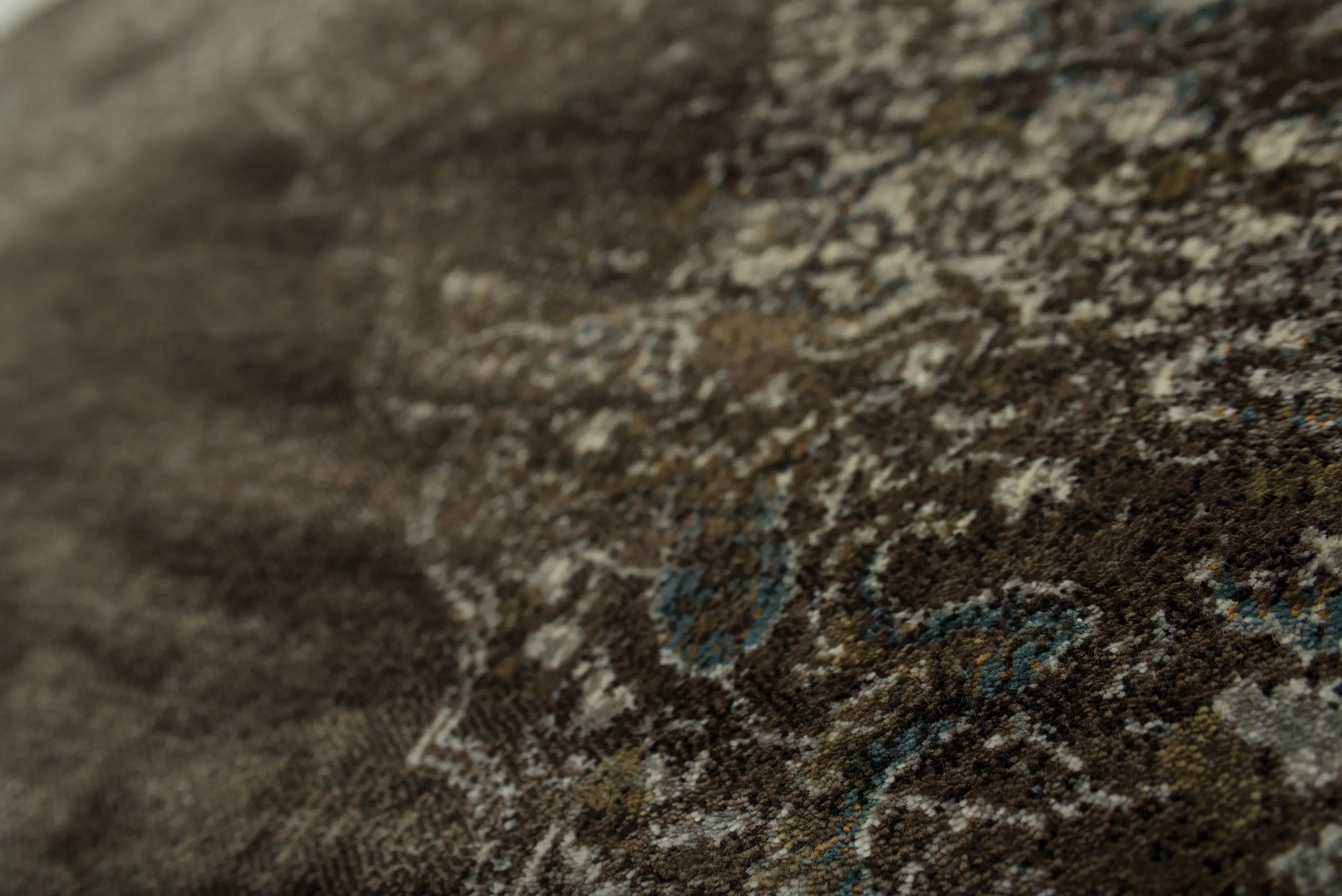 Sonoma 5 x 8 Brown and Beige Area Rug-3