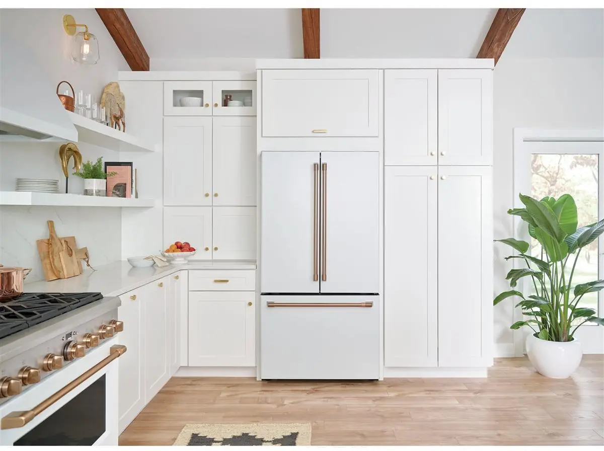 CWE23SP4MW2 Cafe 23.1 cu ft French Door Refrigerator - Counter Depth Matte White-7