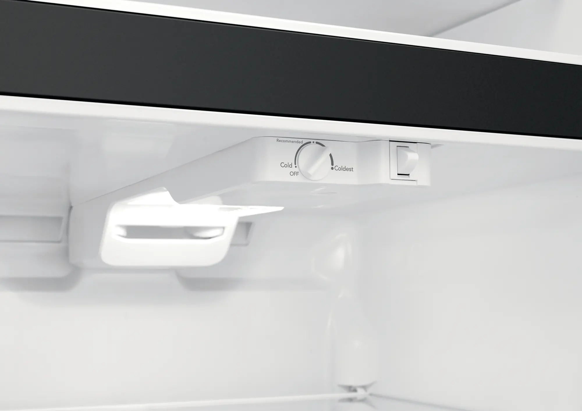 FFTR1835VS Frigidaire 18.3 cu ft Top Freezer Refrigerator - 30 W Stainless Steel-2