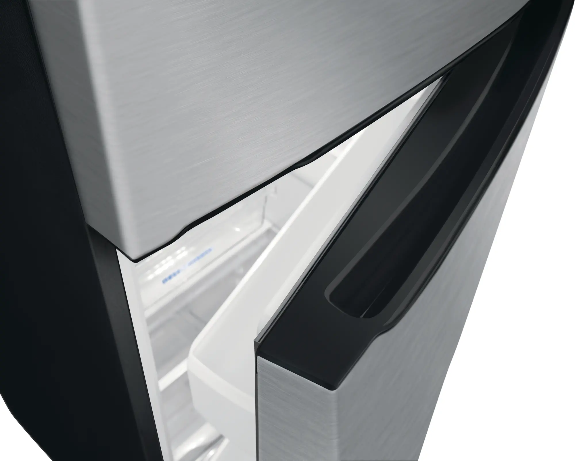 FFTR1835VS Frigidaire 18.3 cu ft Top Freezer Refrigerator - 30 W Stainless Steel-8