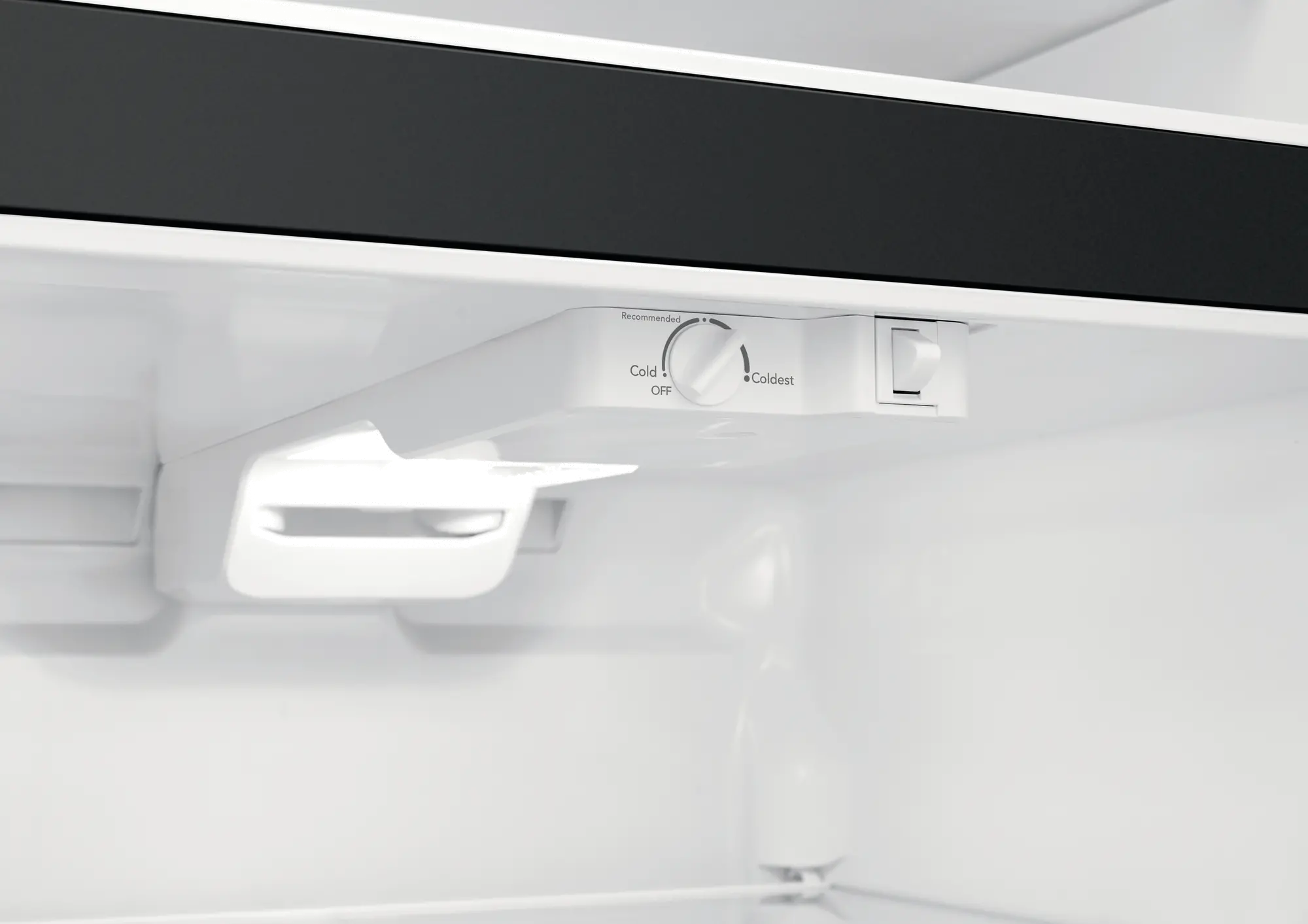 FFTR1835VB Frigidaire 18.3 cu ft Top Freezer Refrigerator - 30 W Black-2