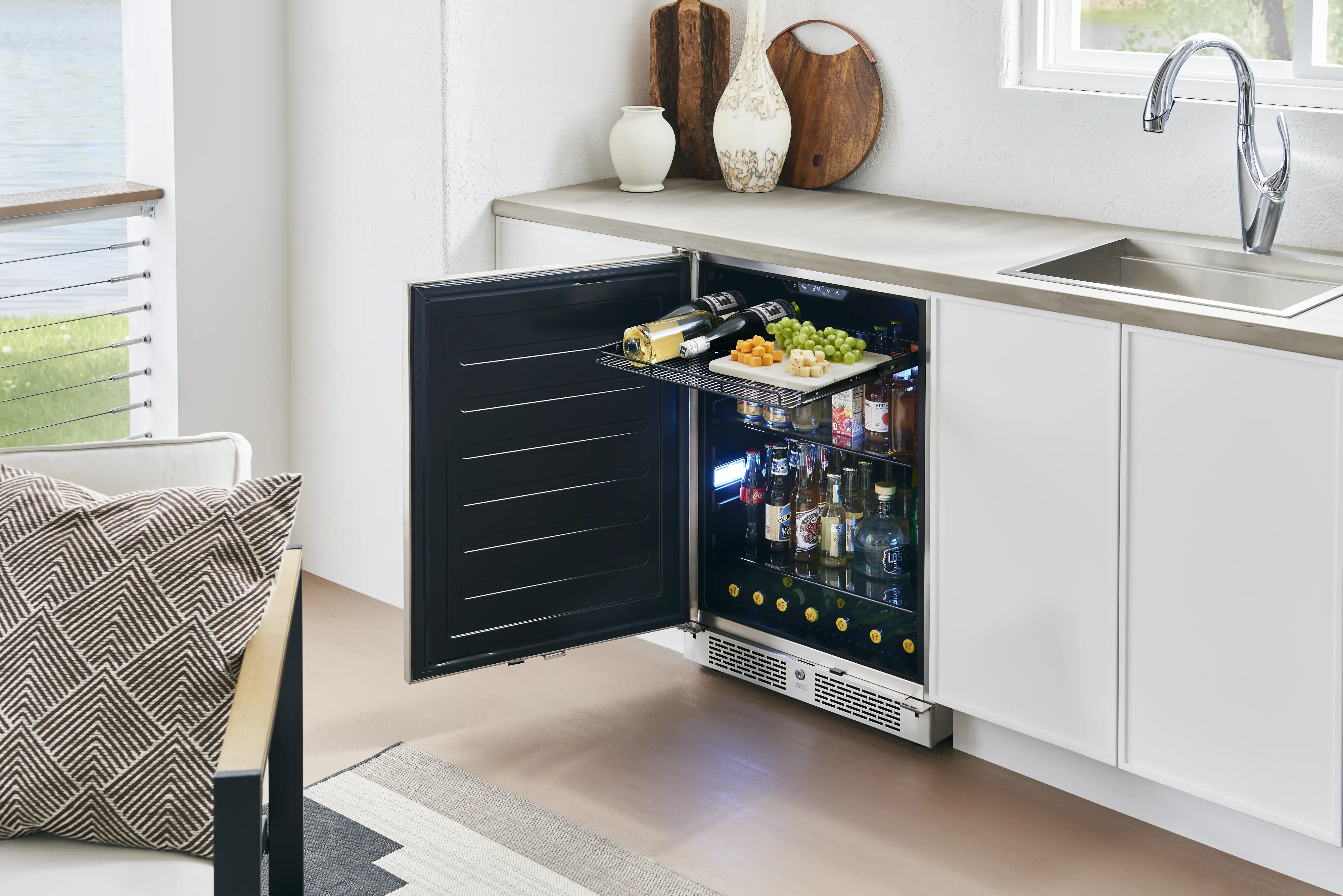 PRB24C01AS-OD Zephyr Presrv™ Outdoor Refrigerator - Stainless Steel-5
