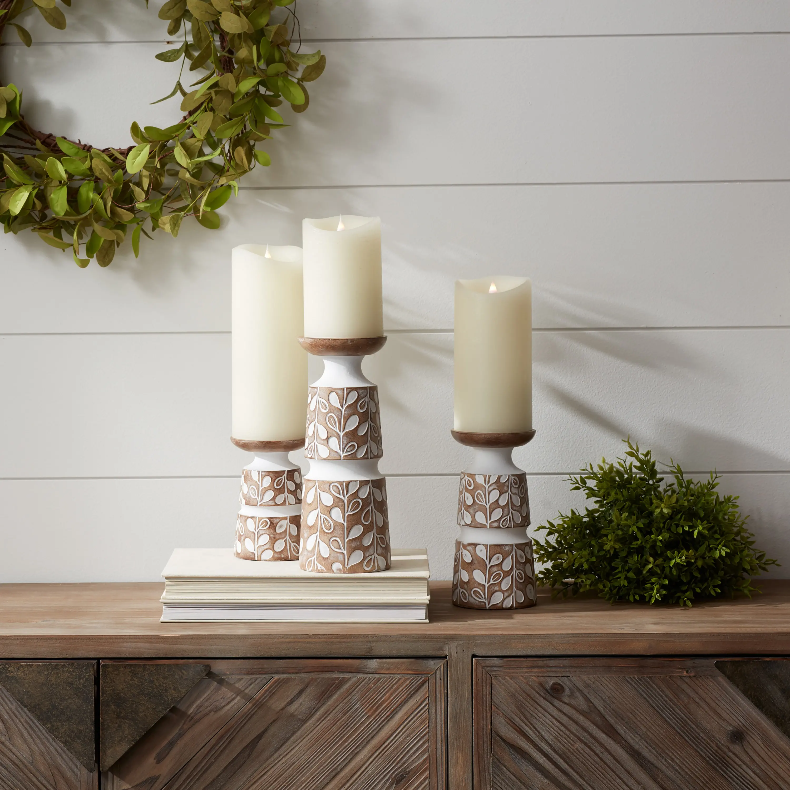 5 White Wash Resin Candle Holder - Orchard-2