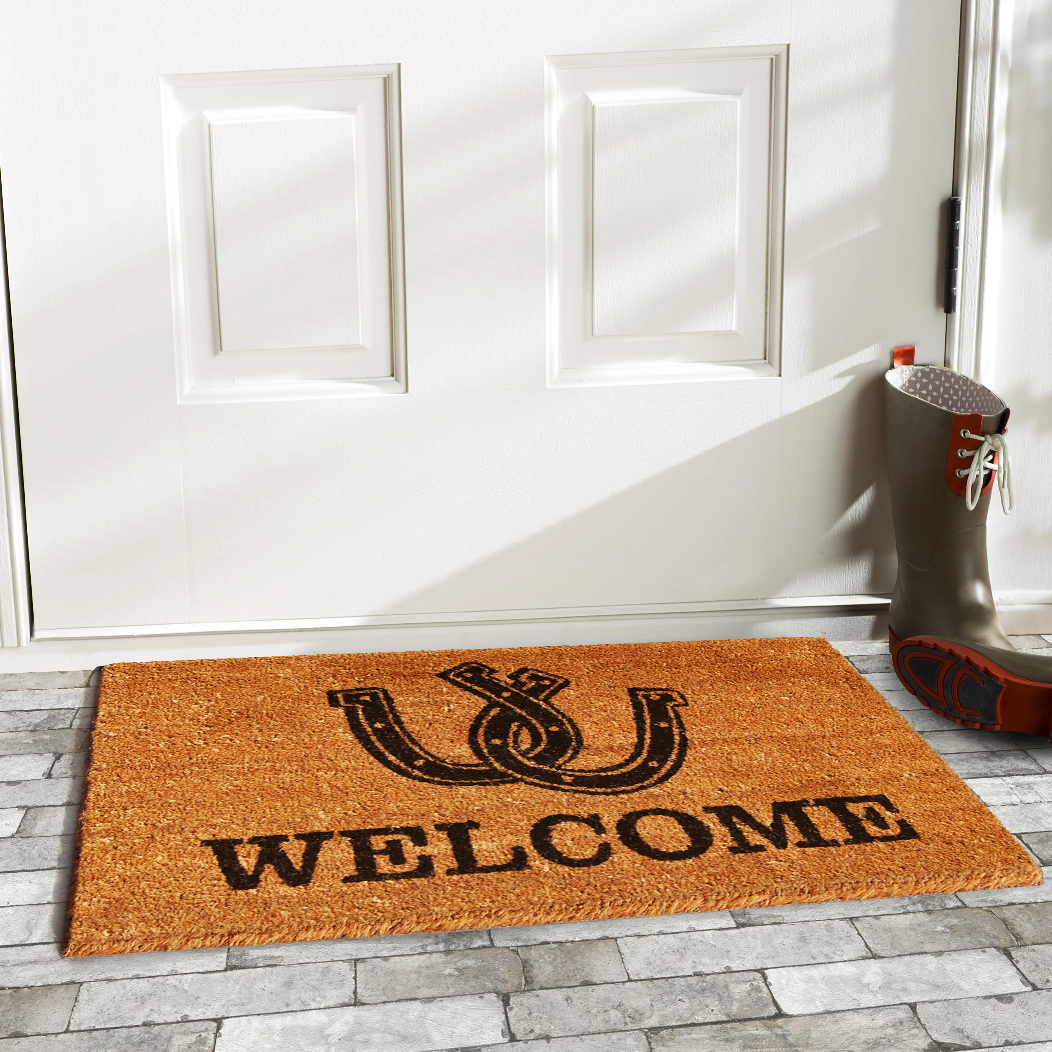 121721729 Horseshoe Welcome Doormat-1
