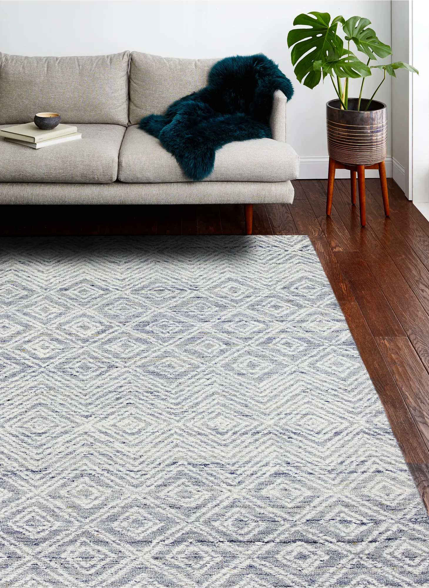 R130-BL-5X7.6-LC159 Verona 5 x 8 Naana Contemporary Blue Area Rug-1