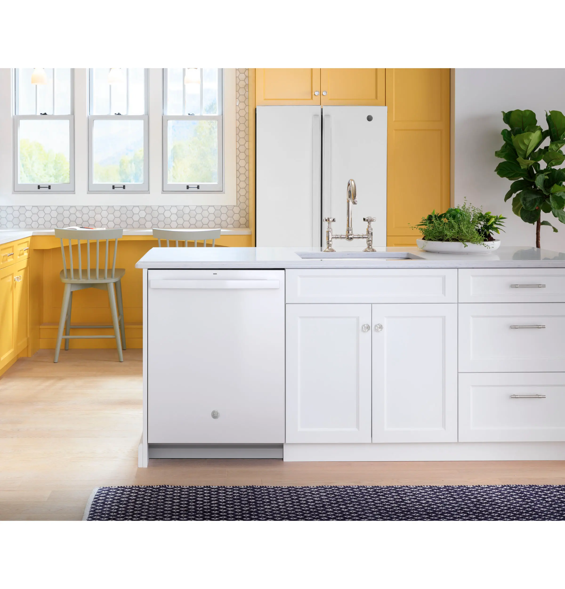 GDT550PGRWW GE Top Control Dishwasher - White-2