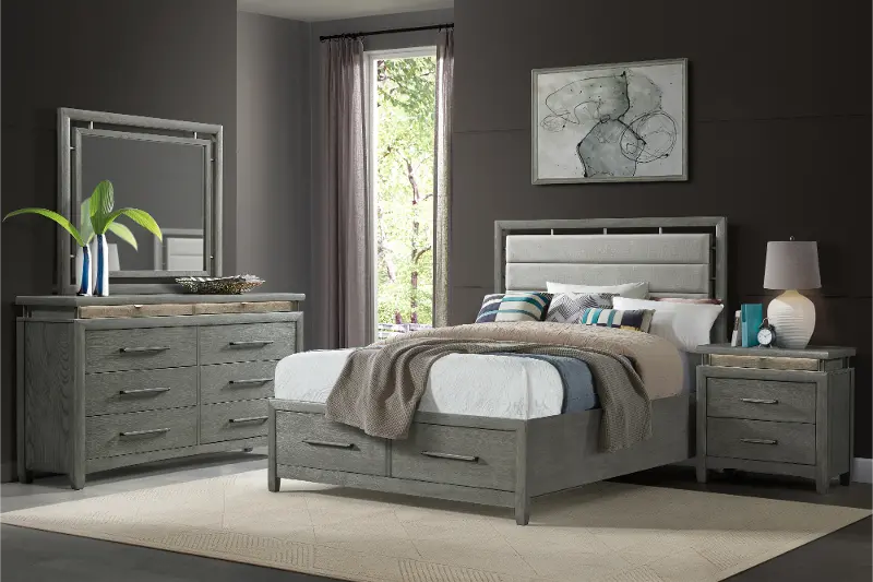 Chelsea Gray 4 Piece Queen Bedroom Set
