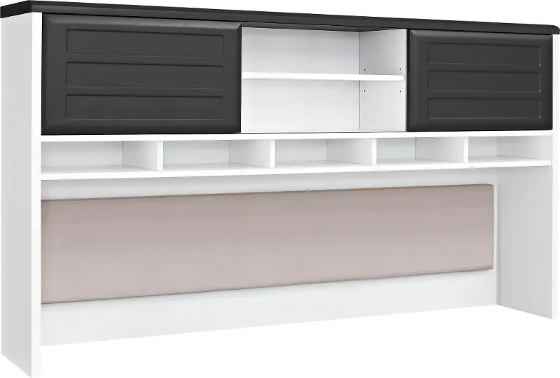 Pursuit White and Black Hutch
