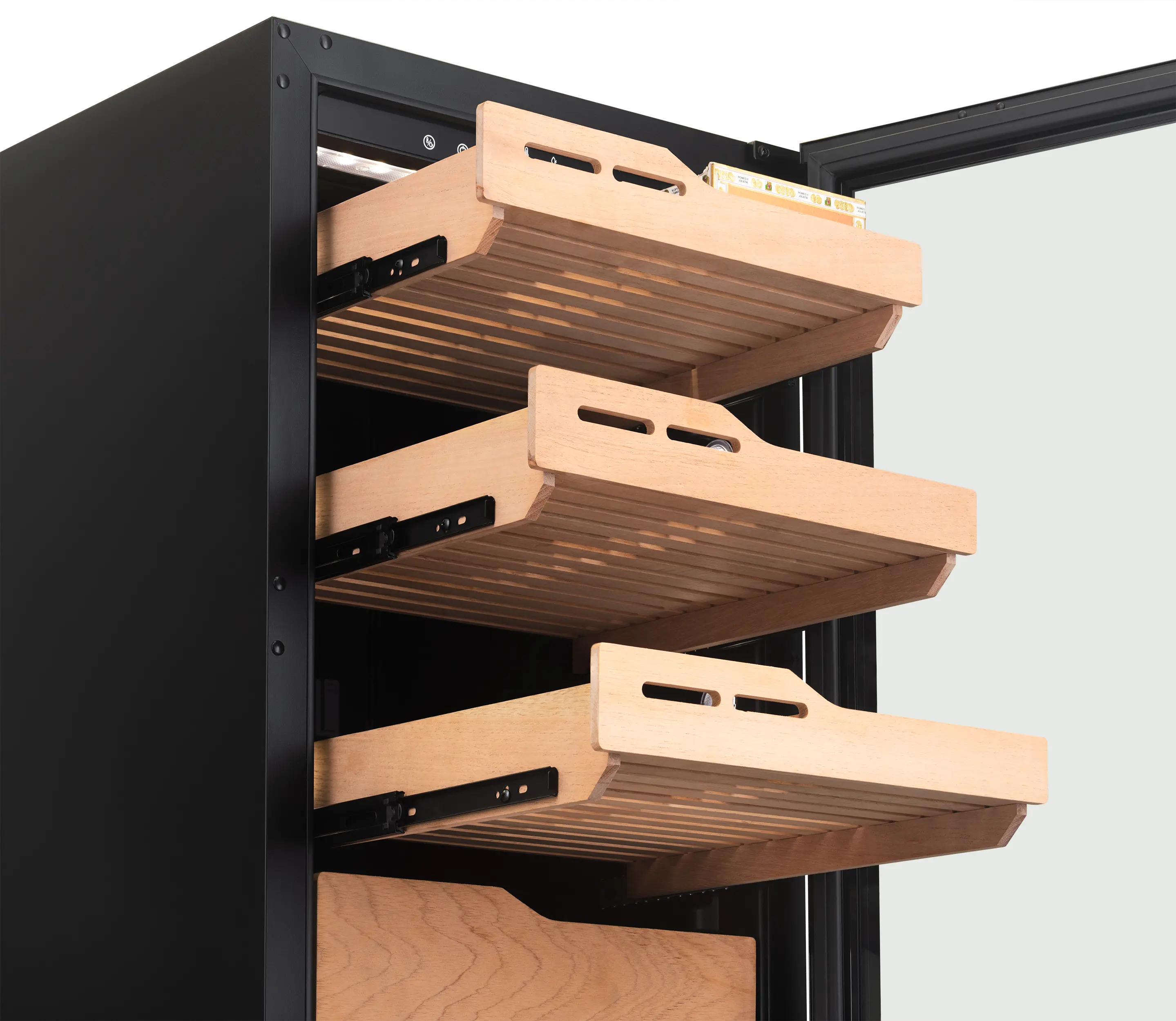 NCH840BK00 NewAir 840 Count Electric Cigar Humidor - Black-3