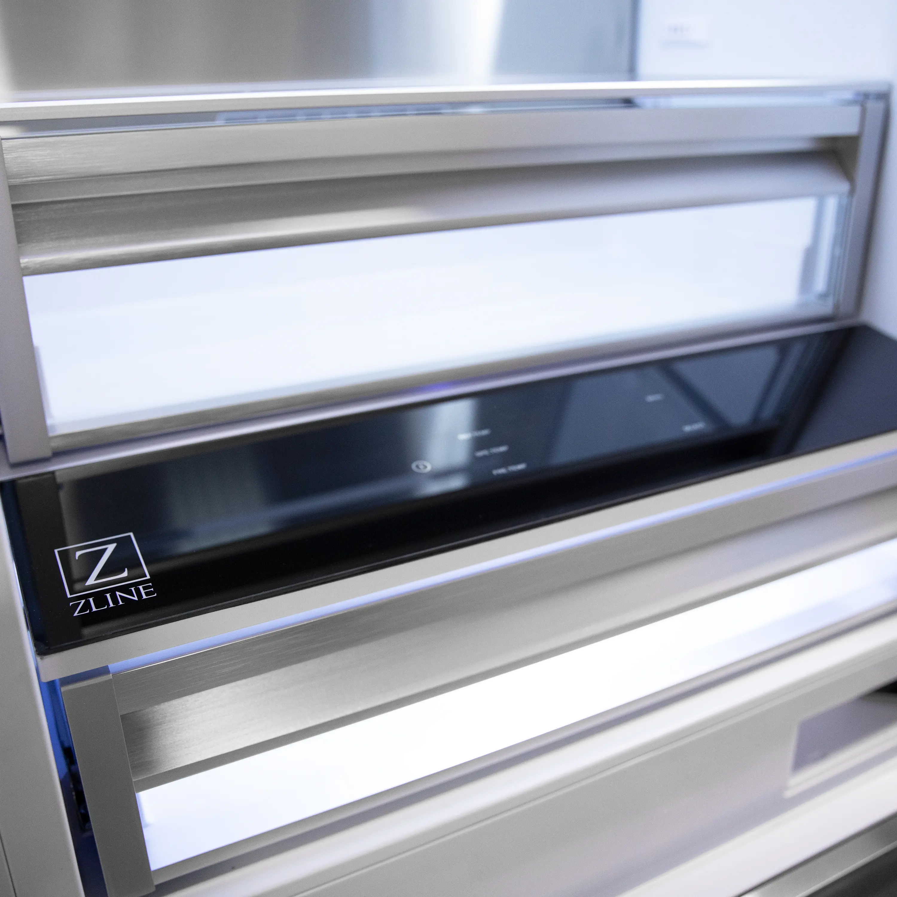 RBIV-304-60 ZLINE 60 32.2 cu ft 4-Door French Door Refrigerator - Built-In Counter Depth Stainless Steel-6