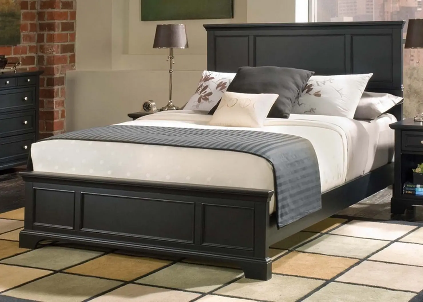 5531-600 Bedford Black King Bed-2