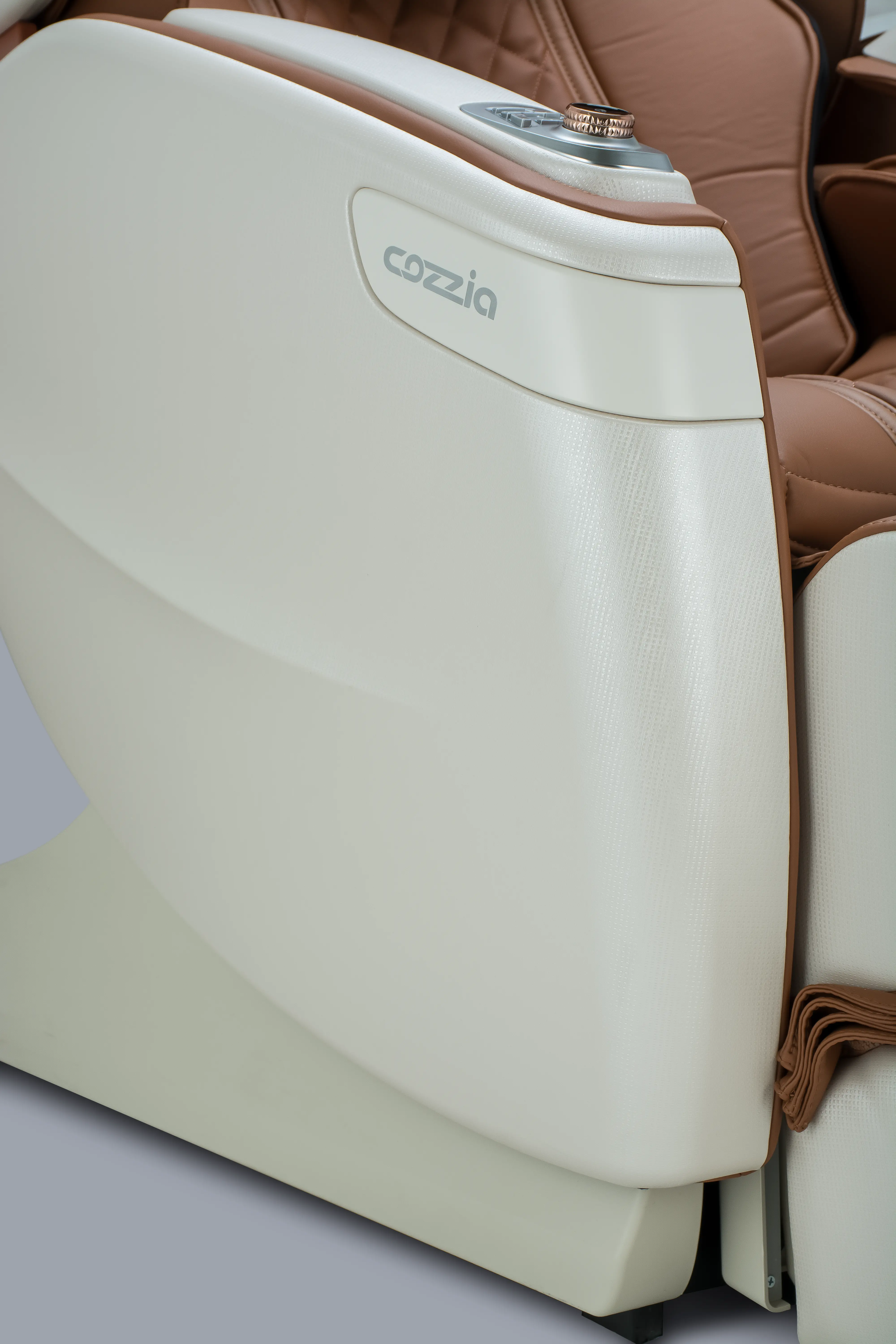 3PC/711V/MSG/CAP/PWH Cozzia Brown CZ-711 Qi SE Massage Chair-7