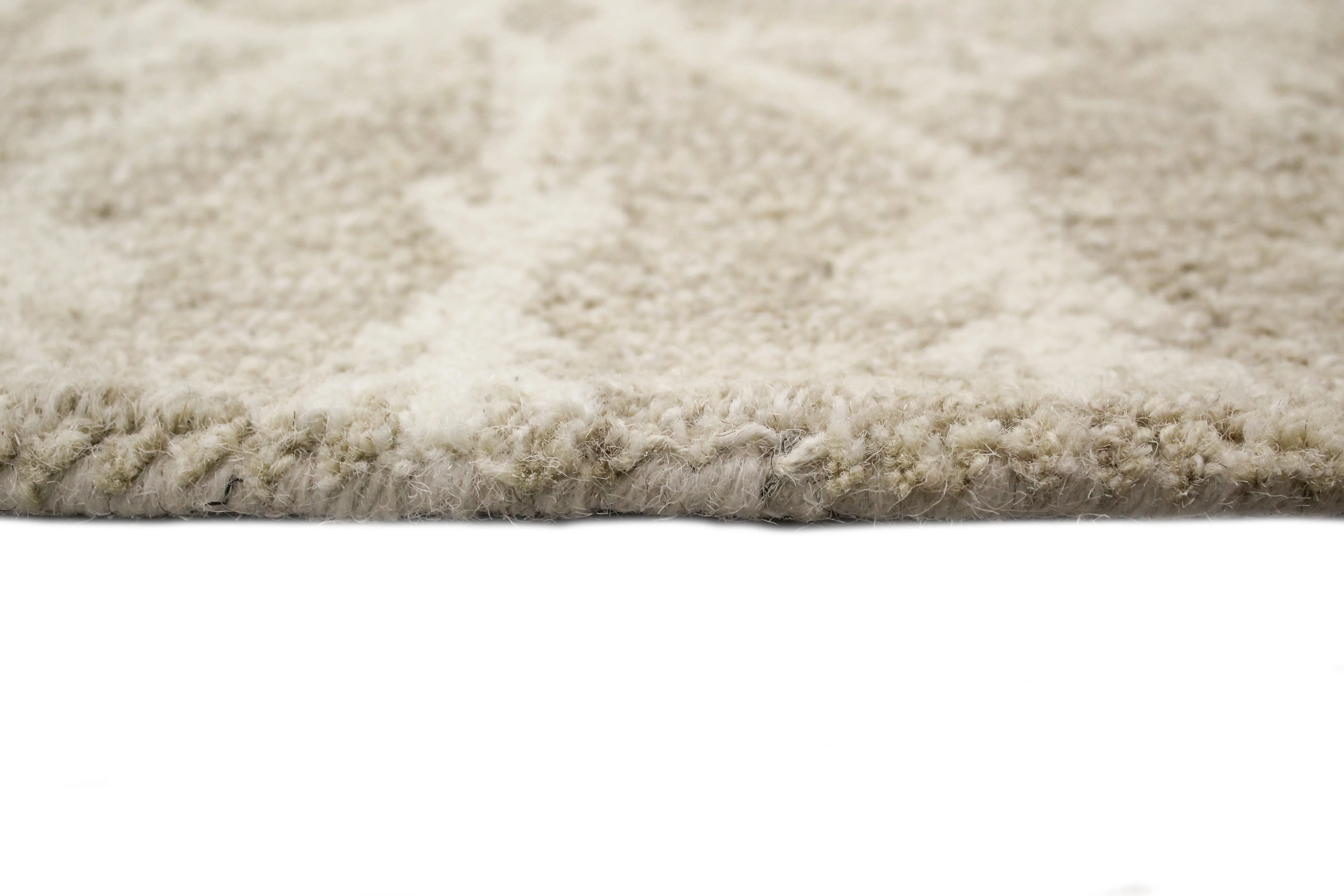 R131-BE-4X6-AL133 Valencia Novalee 4 x 6 Beige Wool Hand Tufted Area Rug-6
