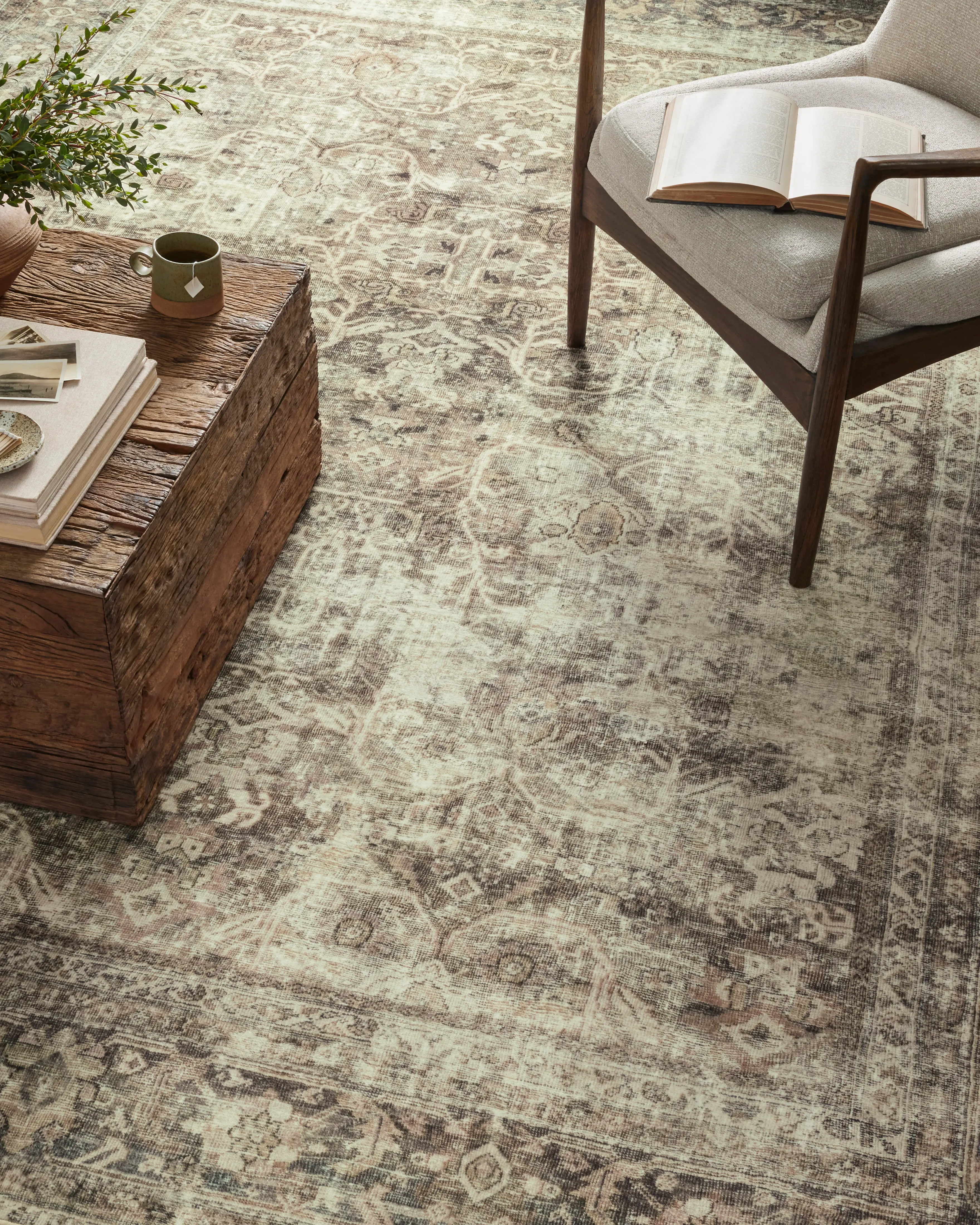 SIN-O1MHPEBTA7.6X9.6 Sinclair 8 x 10 Antique Pebble Taupe Area Rug-4