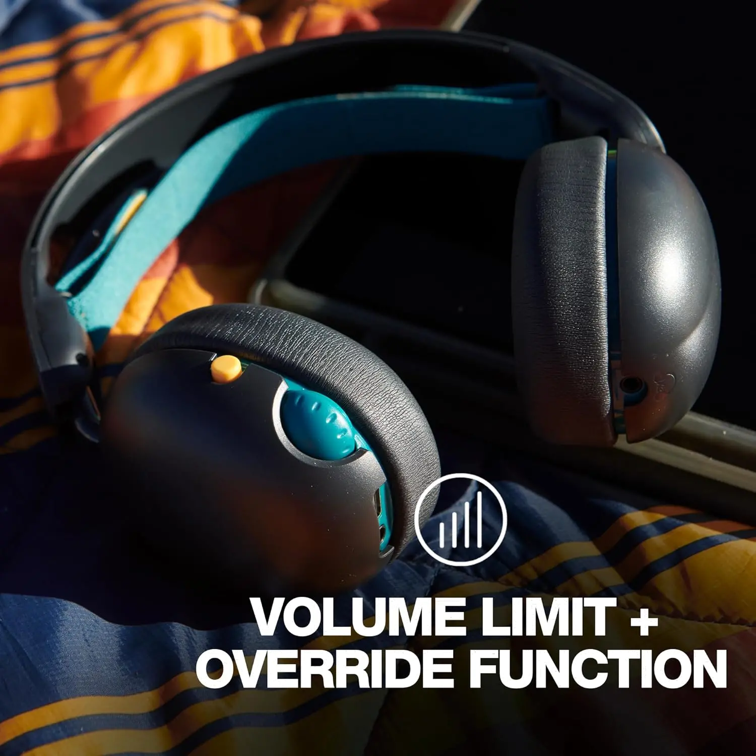 S6KAY-R740 Skullcandy Grom Over-Ear Wired Headphones for Kids - Black-5