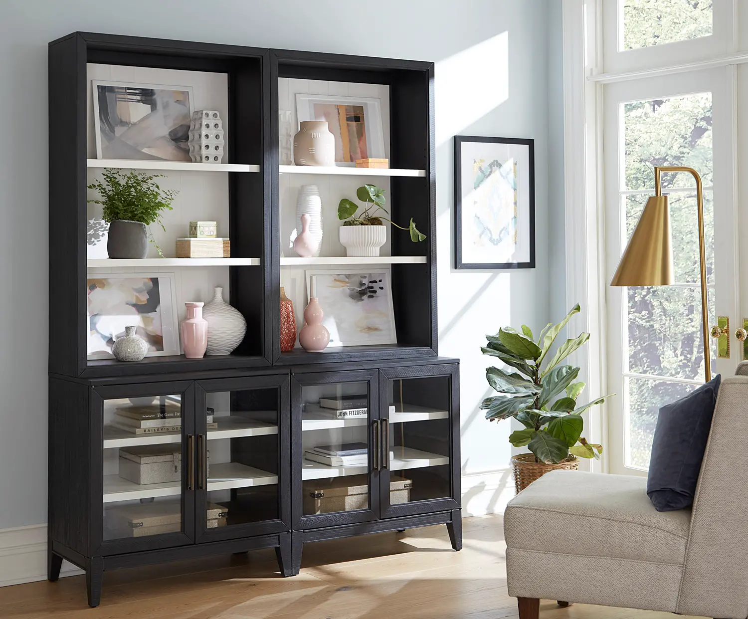 Callahan Domino Black Display Case-2