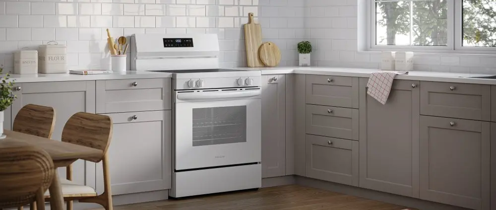 FCRE3062AW Frigidaire 5.3 Cu Ft Electric Range - White-2
