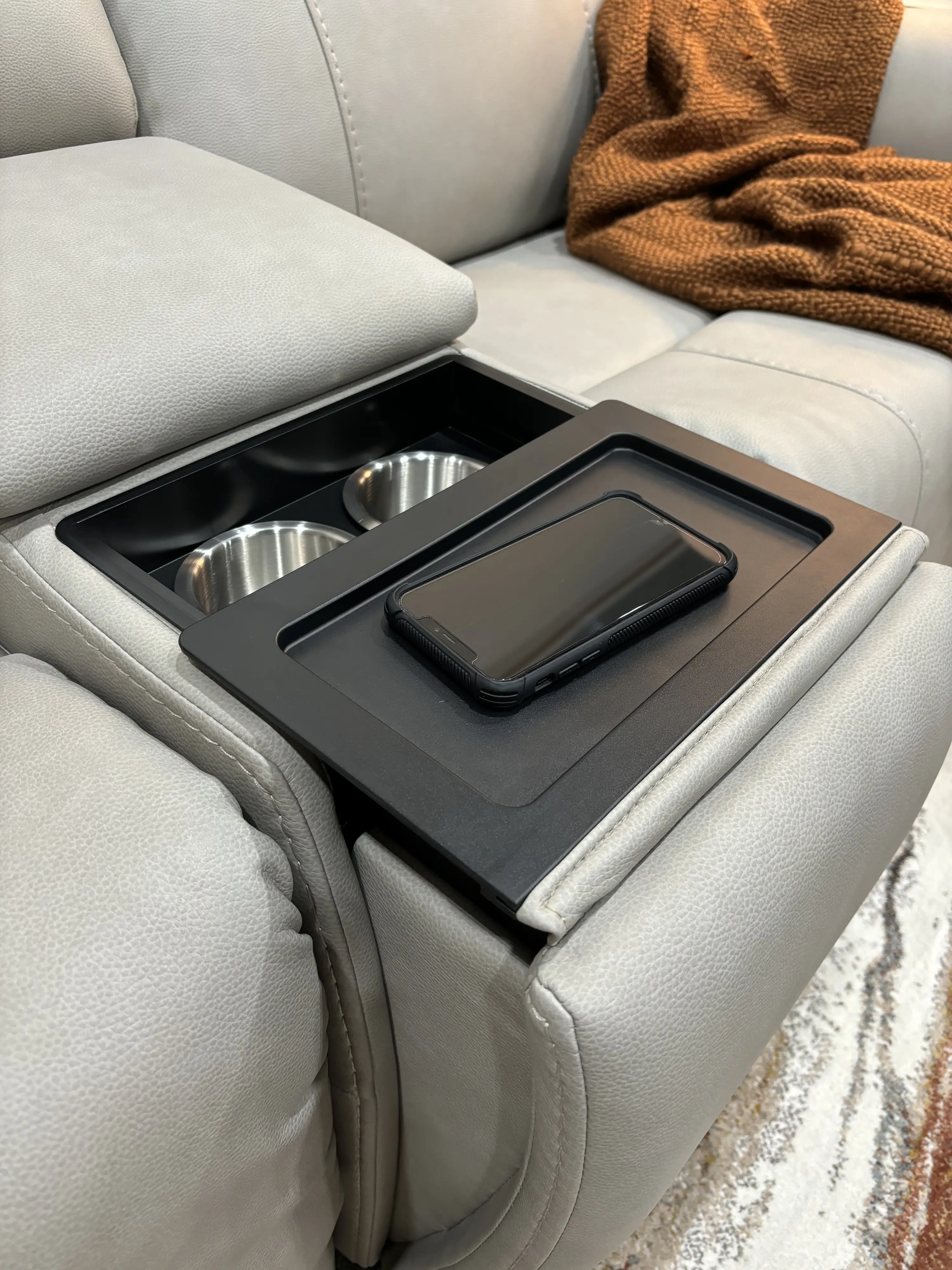 Damon Capriccio Dove Power Reclining Loveseat with Console-9