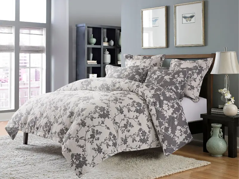 Mika King 6 Piece Bedding Set