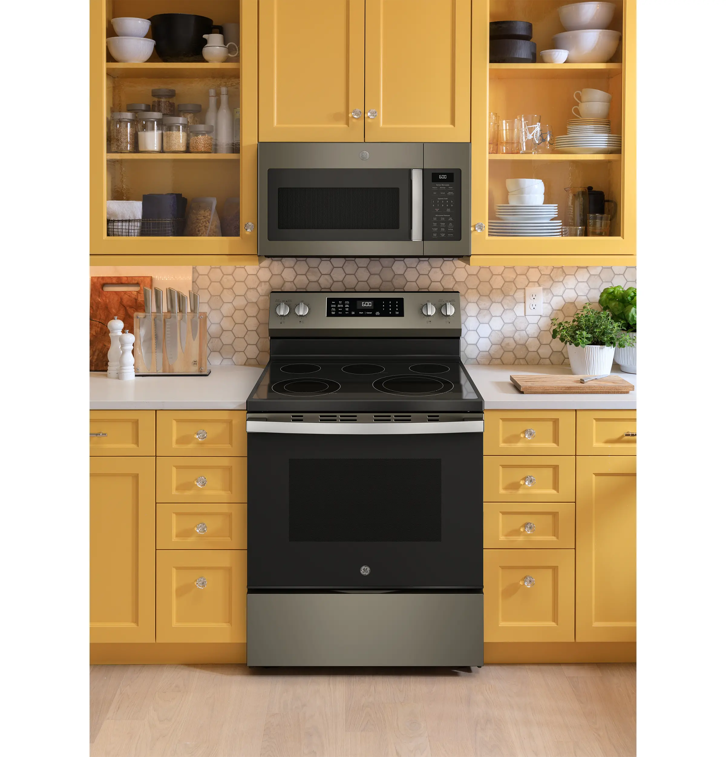 GRF600AVES GE 5.3 Cu Ft Single Oven Range with Air Fry - Slate-2