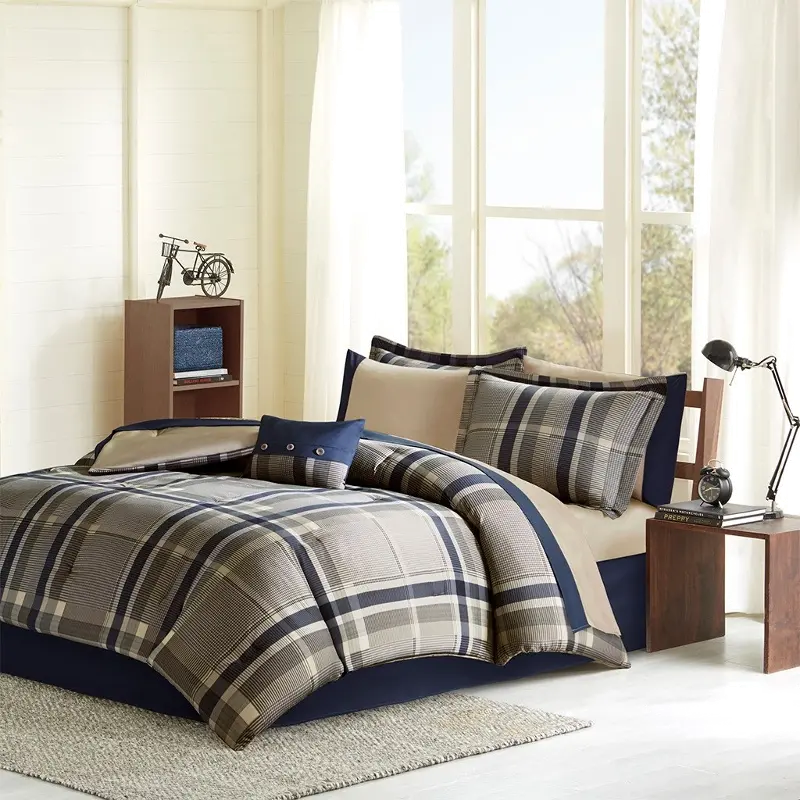 Robbie Plaid Full 5 Piece Bedding Set