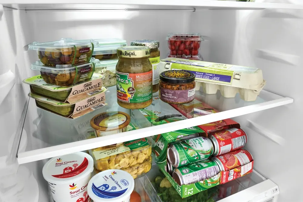 FFHT1822UV Frigidaire 17.6 Cu. Ft. Top Freezer Refrigerator - Brushed Steel-8