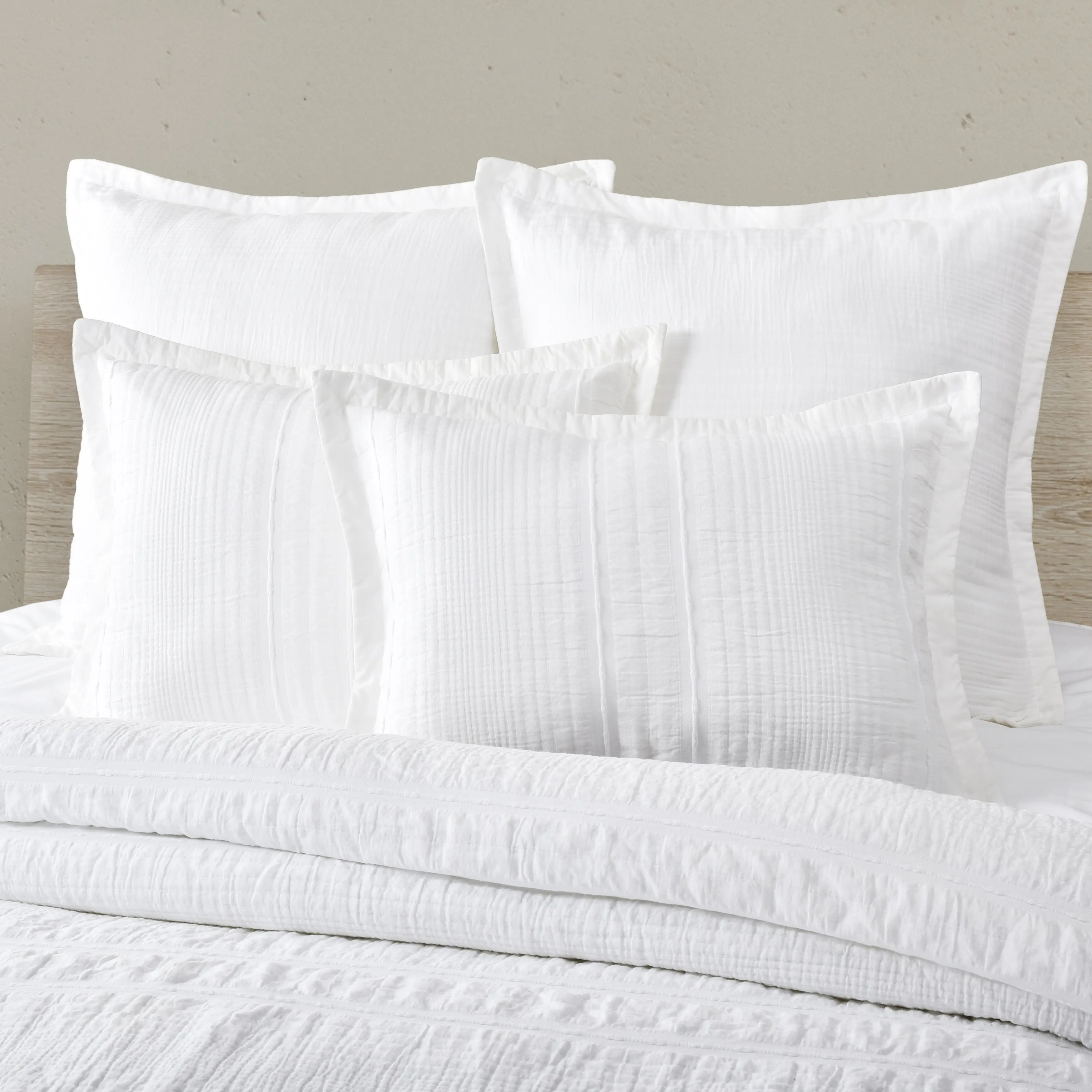 J. Queen Modern Brentwood White Standard Pillow Sham-3