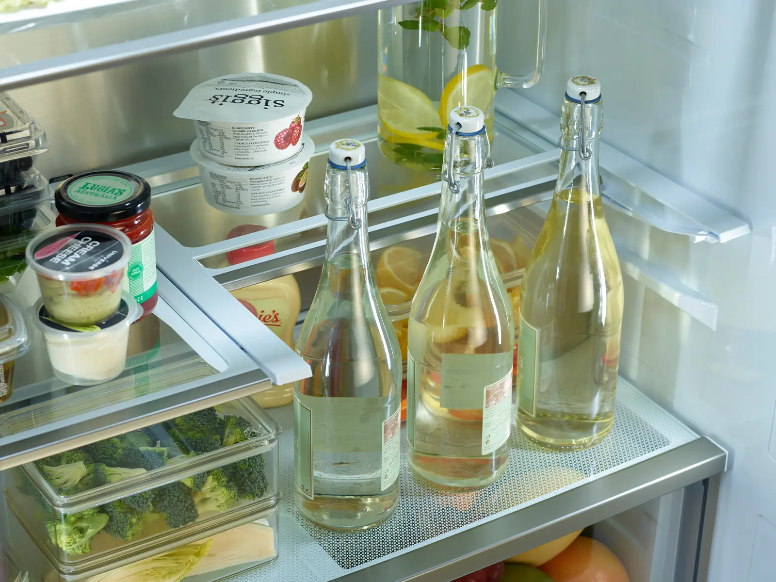 Samsung Bespoke AI 22.5 Cu Ft 4‑Door Flex™ Refrigerator - Counter‑Depth Stainless Steel with AI Family Hub™+-17