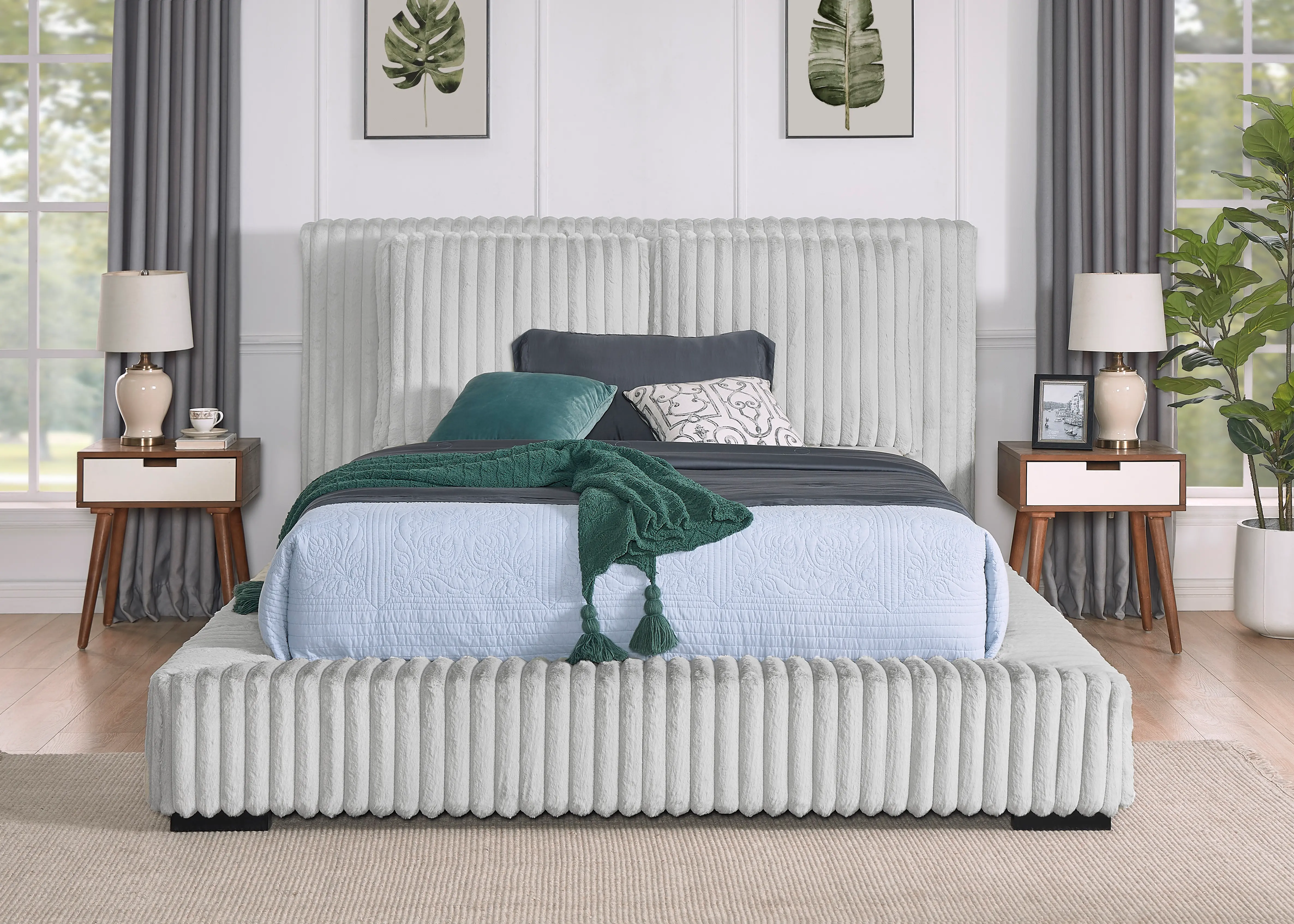 Lotus Light Gray Queen Upholstered Platform Bed-11