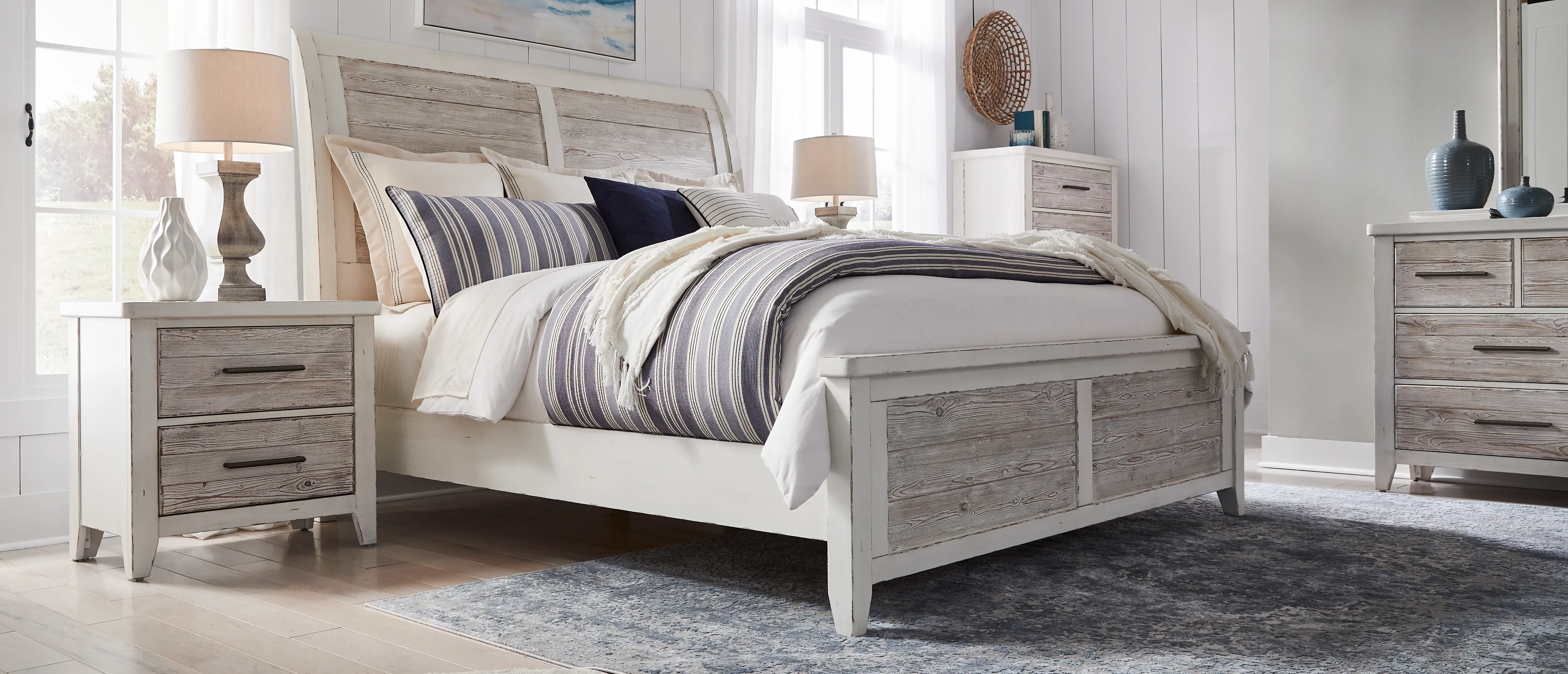 142-BED6/6 Backroads Weathered White King Bed-10