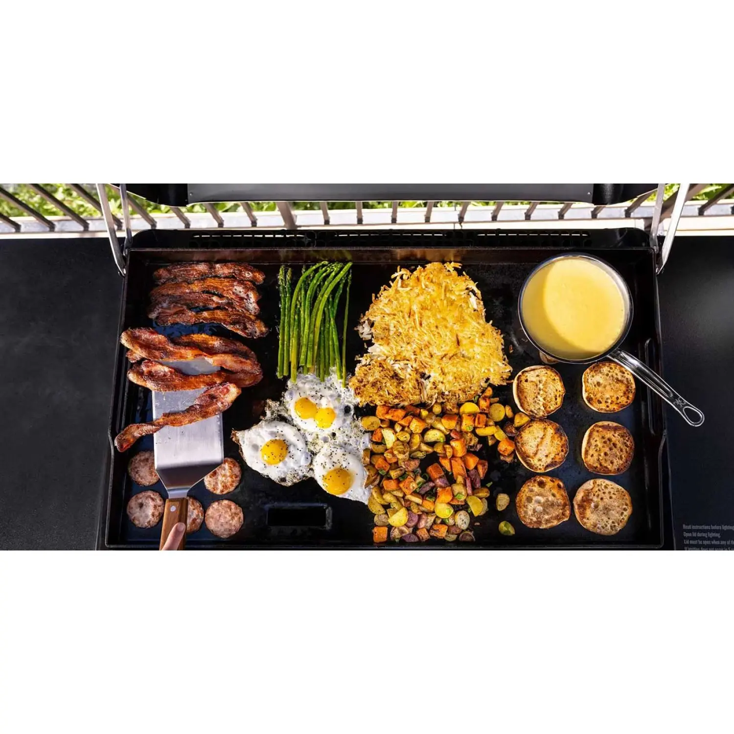 TF3CN59AU Traeger Flatrock Flat Top Gas Grill-11