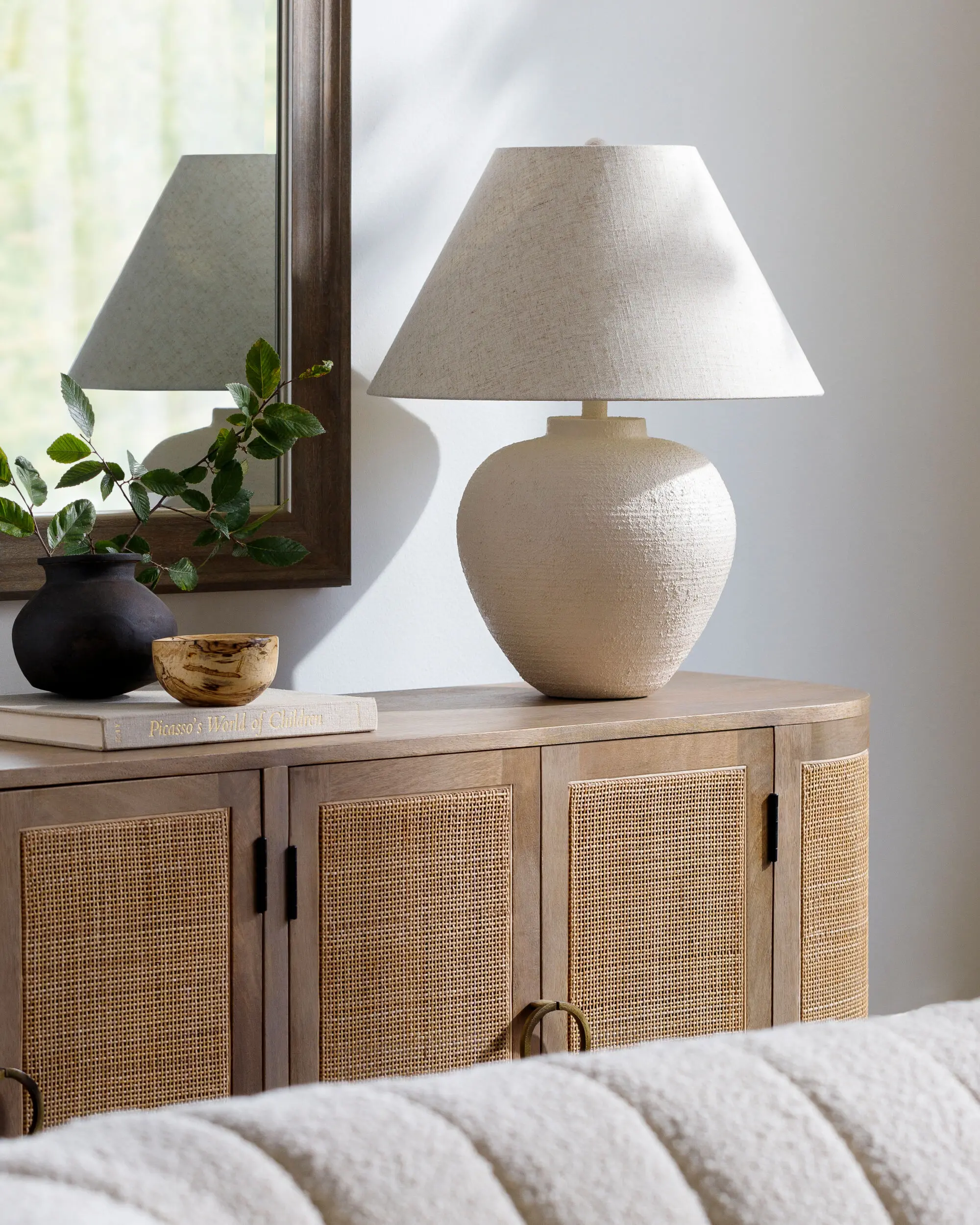 KLU-002 Kaliyu Accent Table Lamp-2