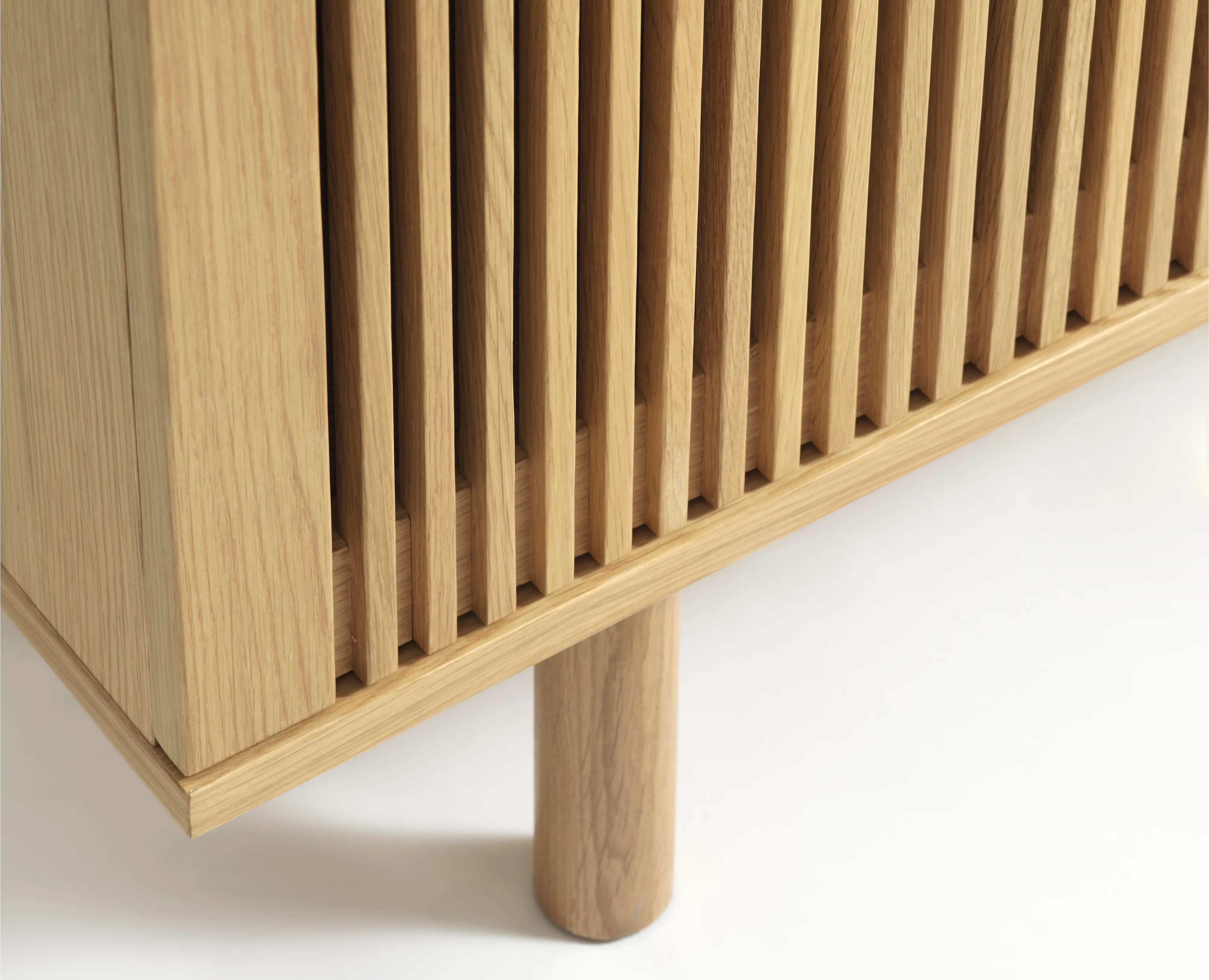 Tiber Natural Oak Sideboard with Slatted Doors-7