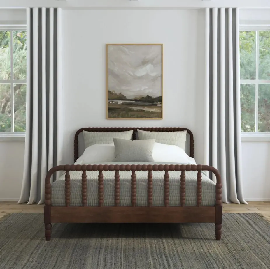 5900-500 Spindle Queen Mahogany Bed-1
