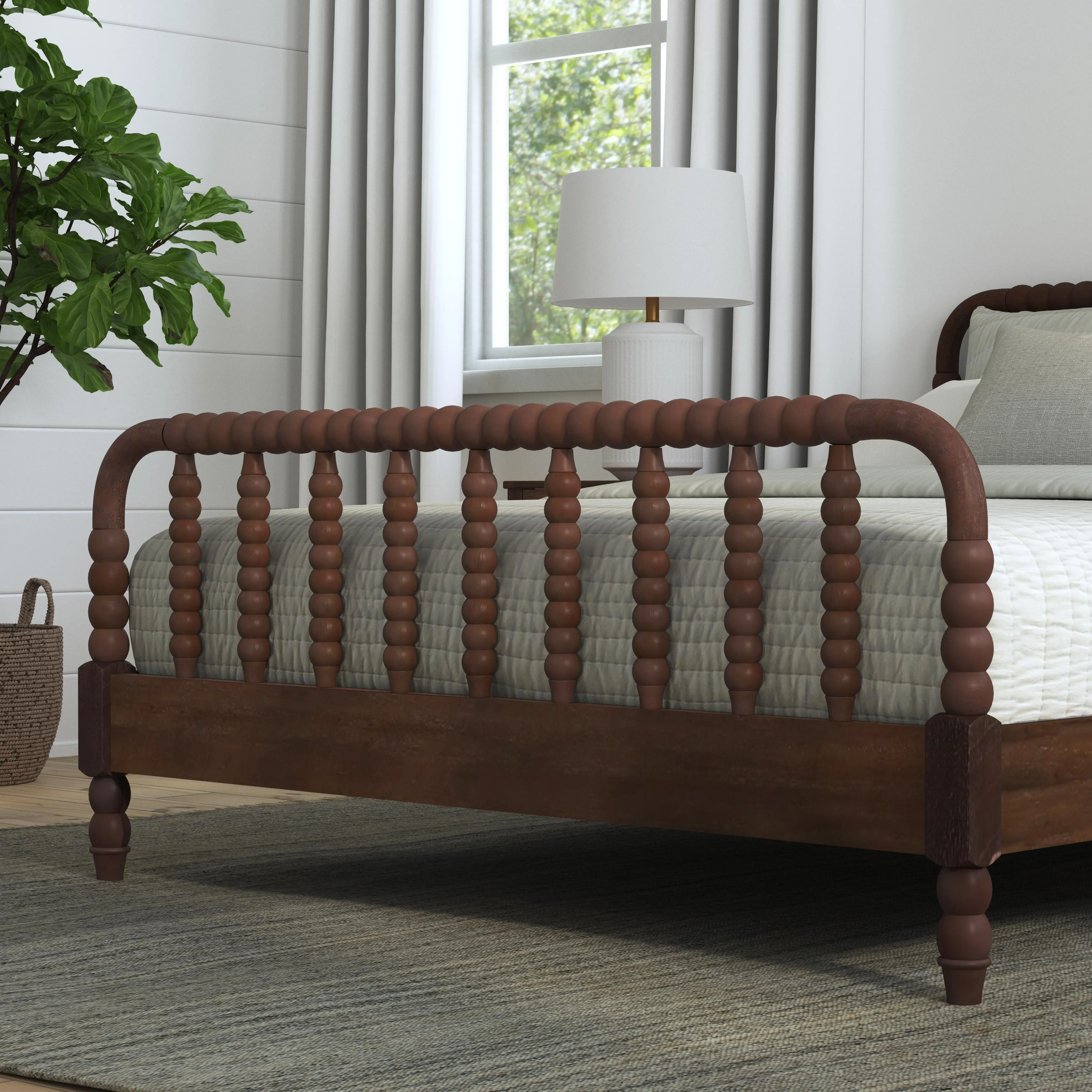 5900-500 Spindle Queen Mahogany Bed-4