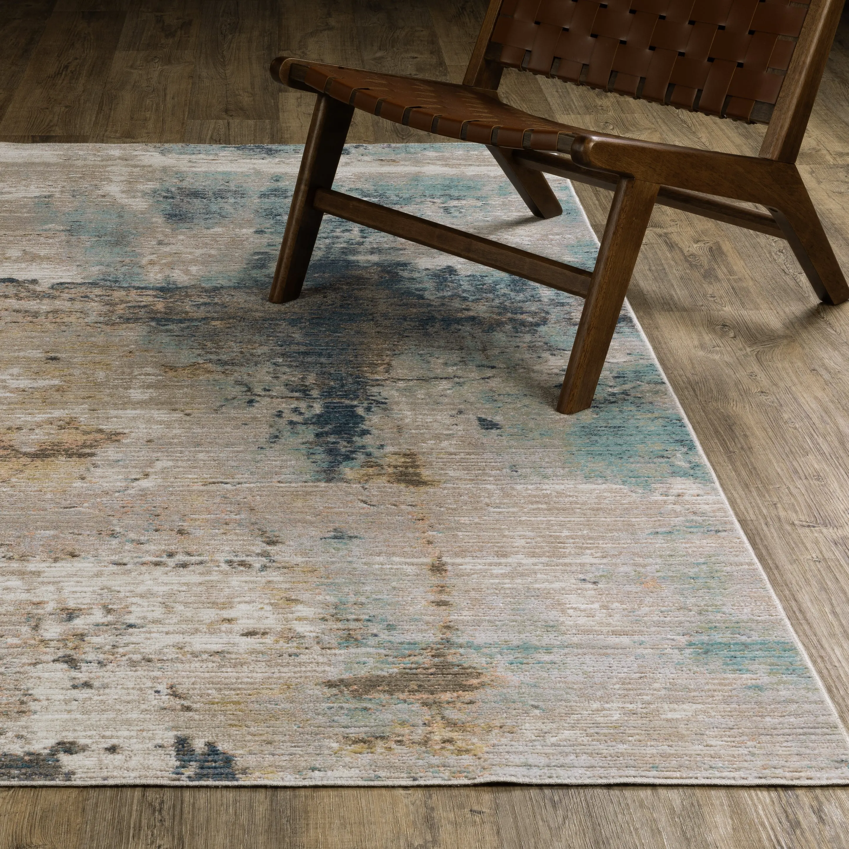 Cavett 8 x 10 Ivory and Blue Area Rug-3