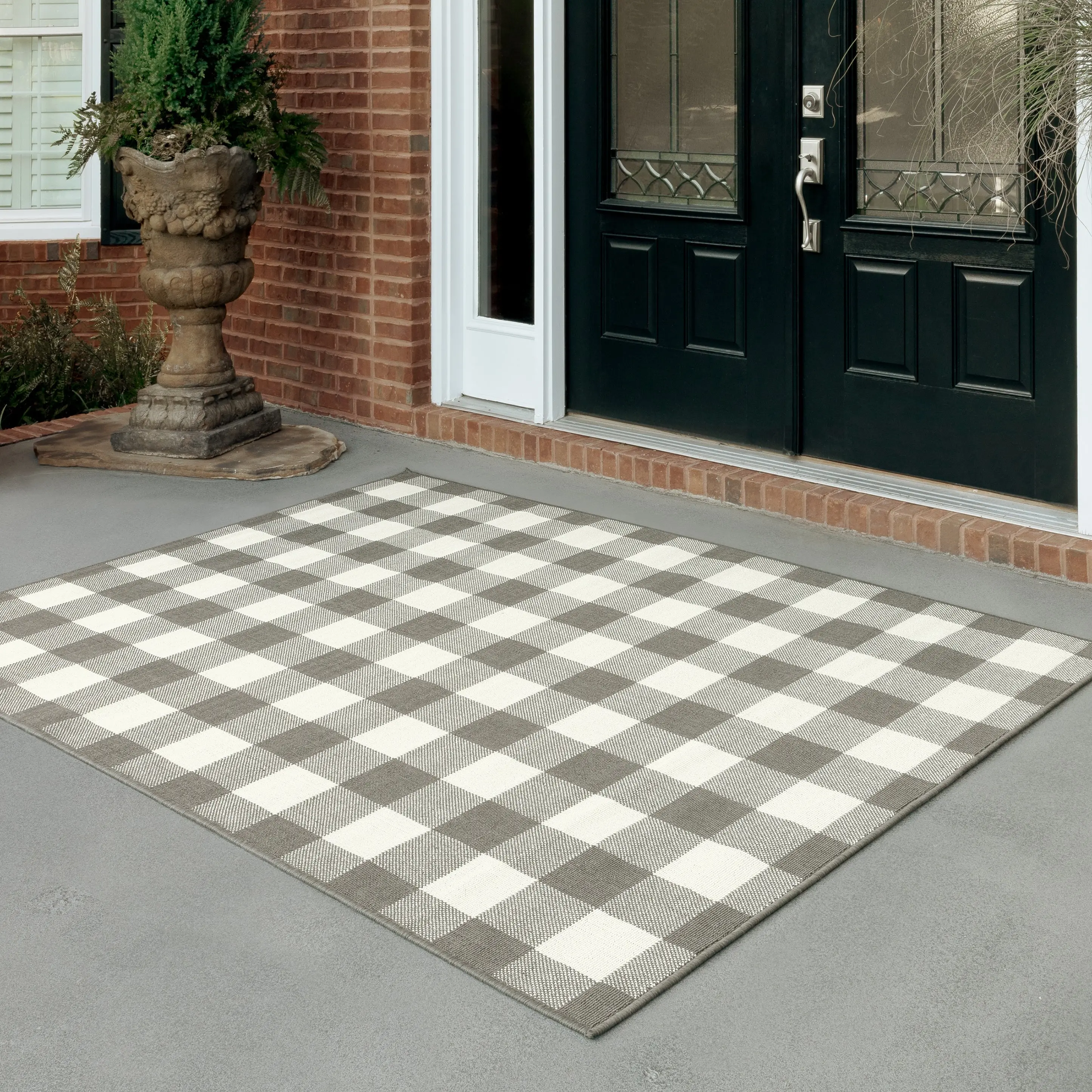 Marina 8 x 11 Gray Gingham Outdoor Area Rug-2