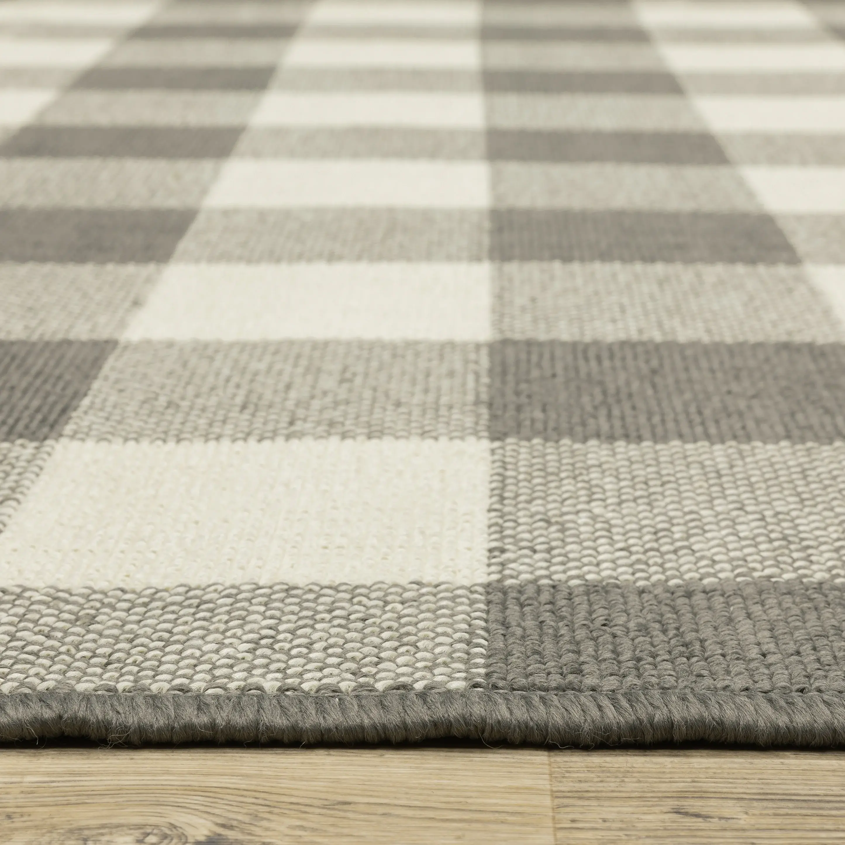 Marina 8 x 11 Gray Gingham Outdoor Area Rug-4