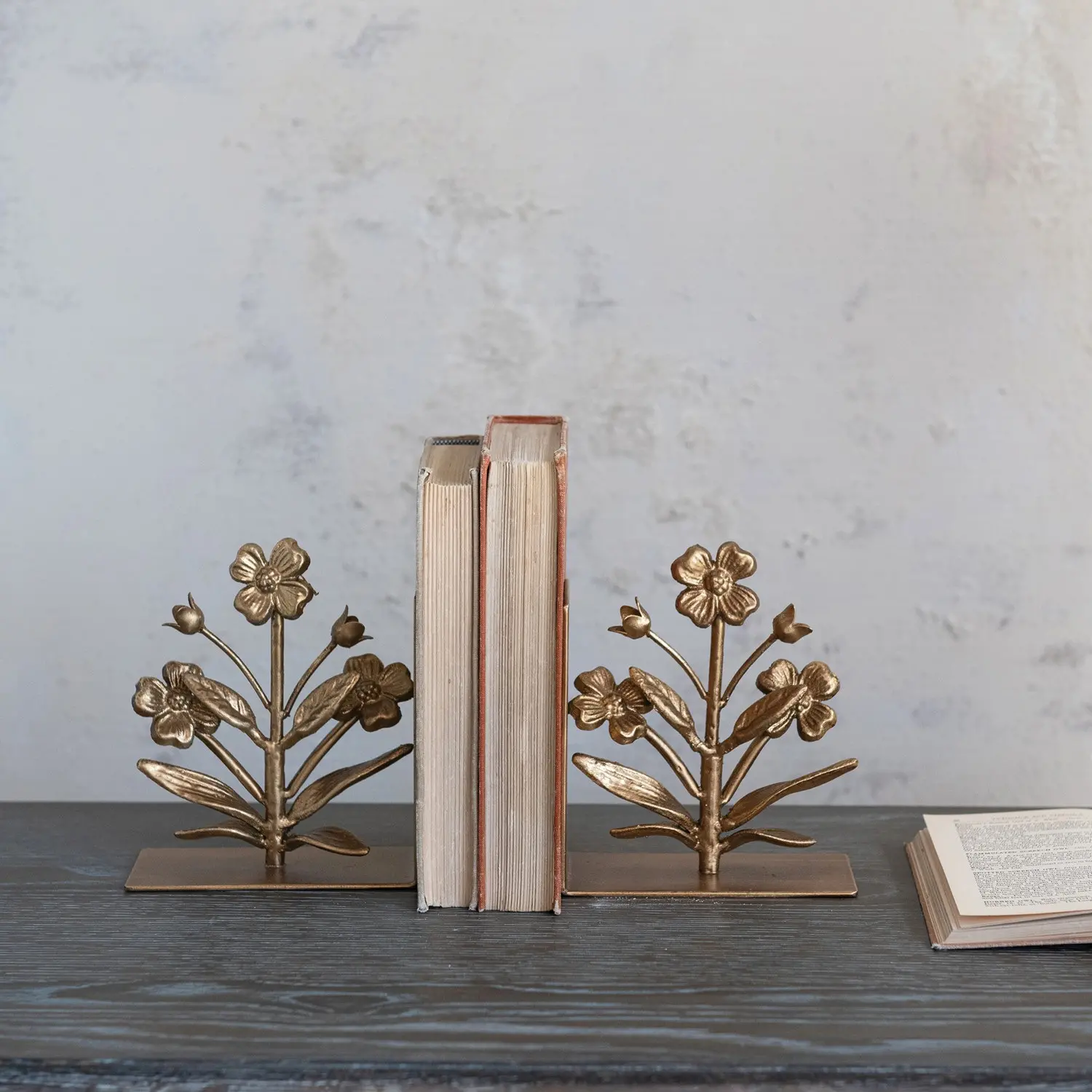 DG0754 Cast Iron Flower Shaped Bookend-2