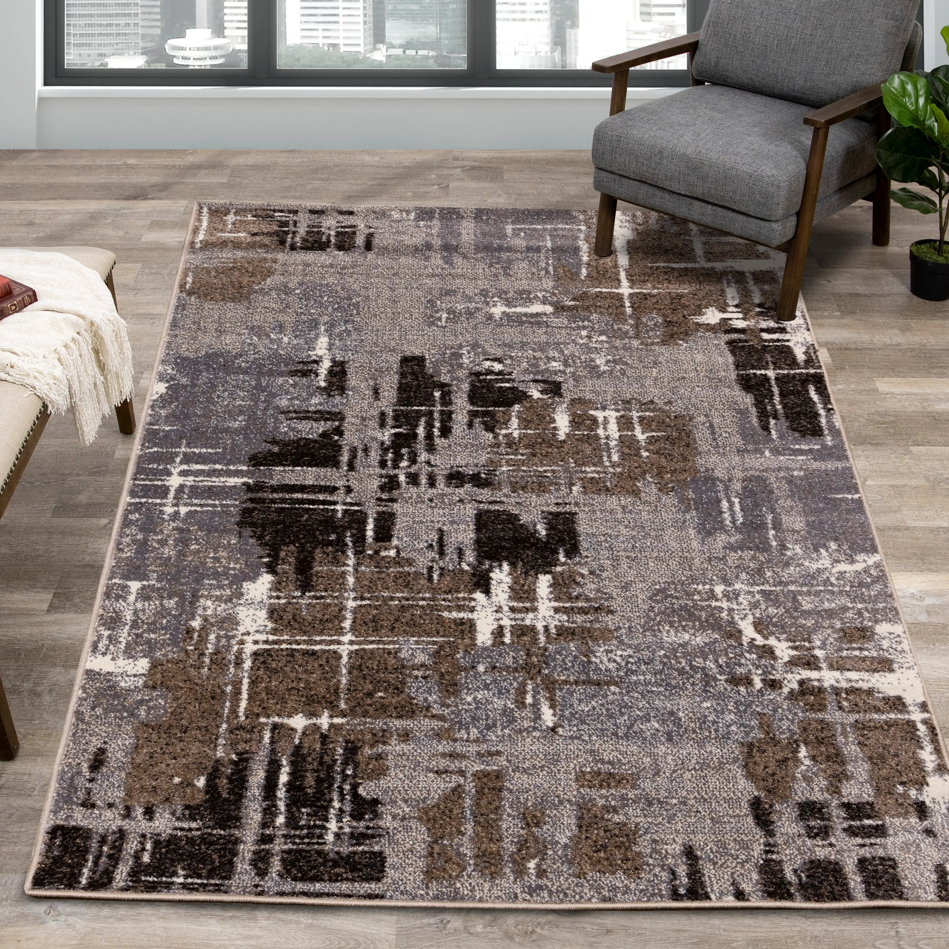 Maya 5 x 8 Gray Brown Abstract Frieze Area Rug-3