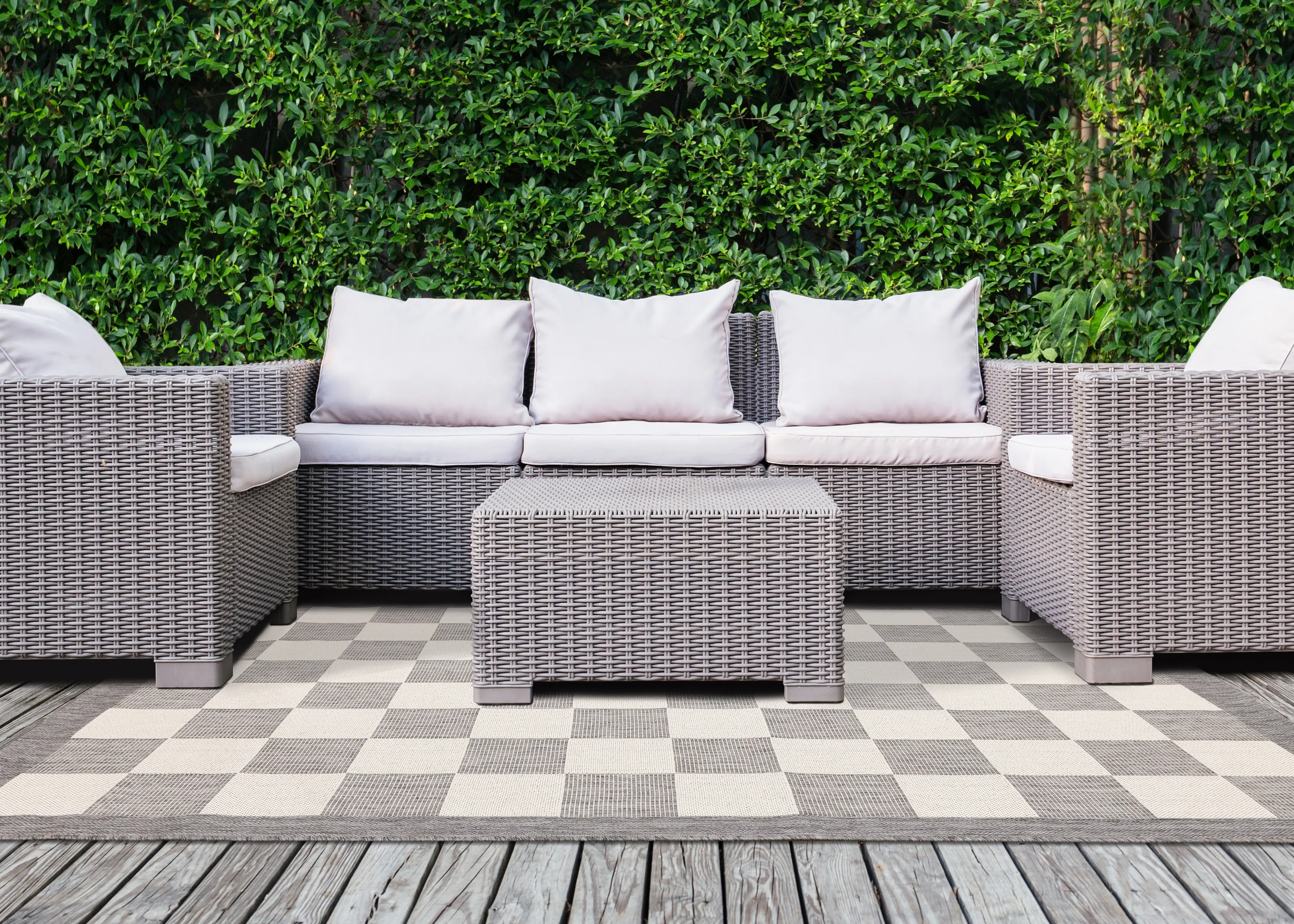 19249/811 160230 Jasper 5 x 8 Gray and Ivory Checkered Outdoor Rug-2