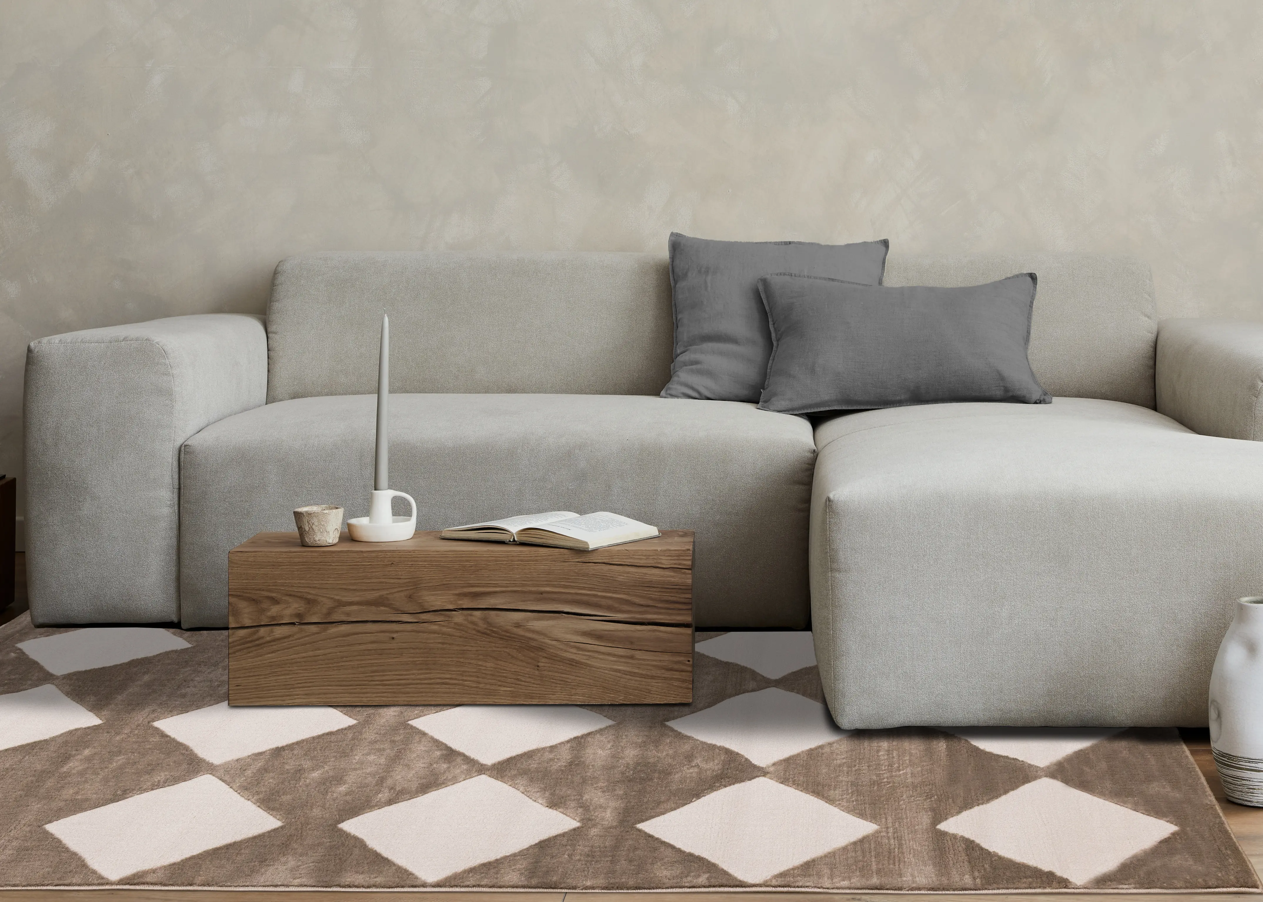 Leo Brown and Cream Diamond 5 x 8 Area Rug-3