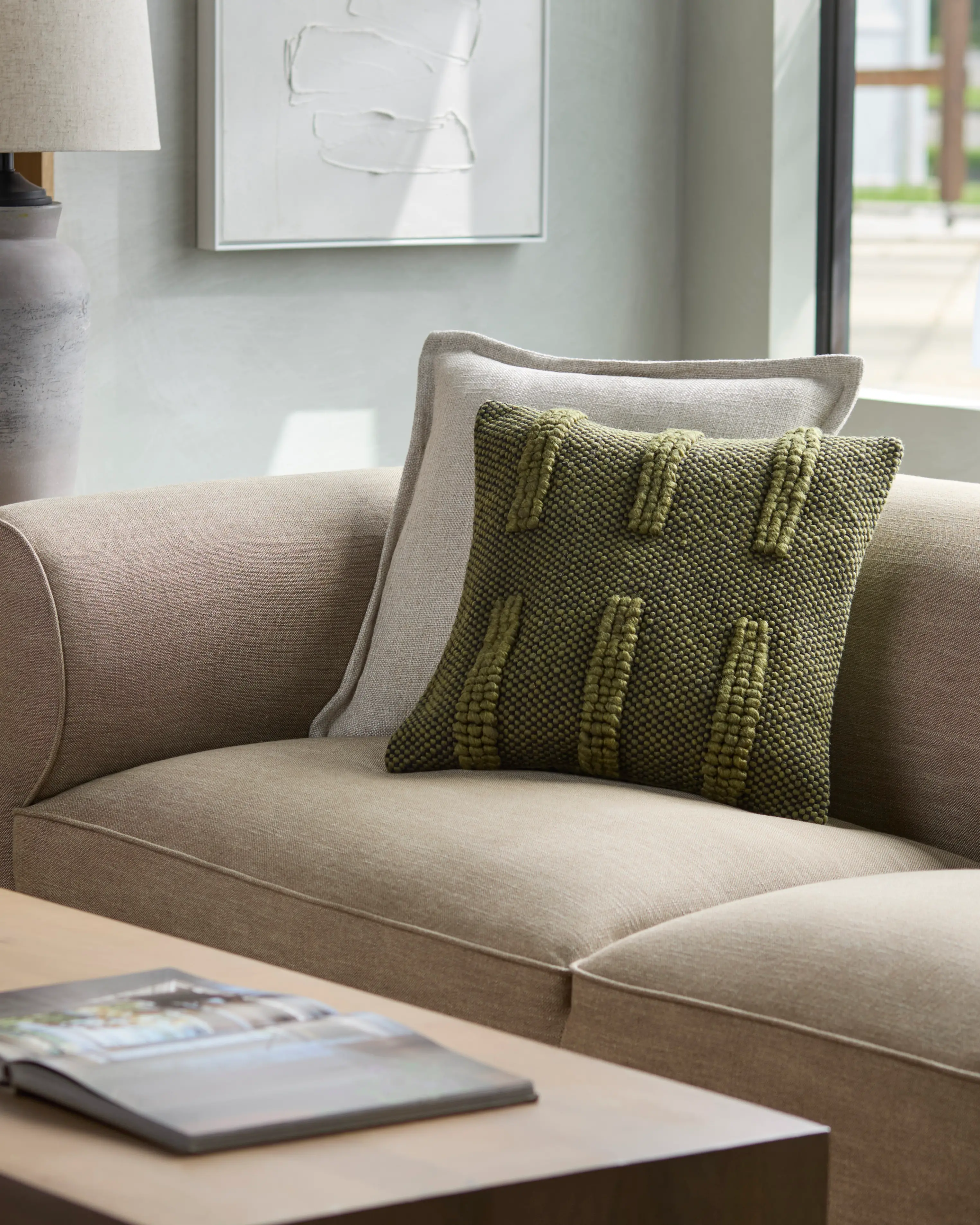 HRW004004-2020P Harlow Green Woven Pillow-2