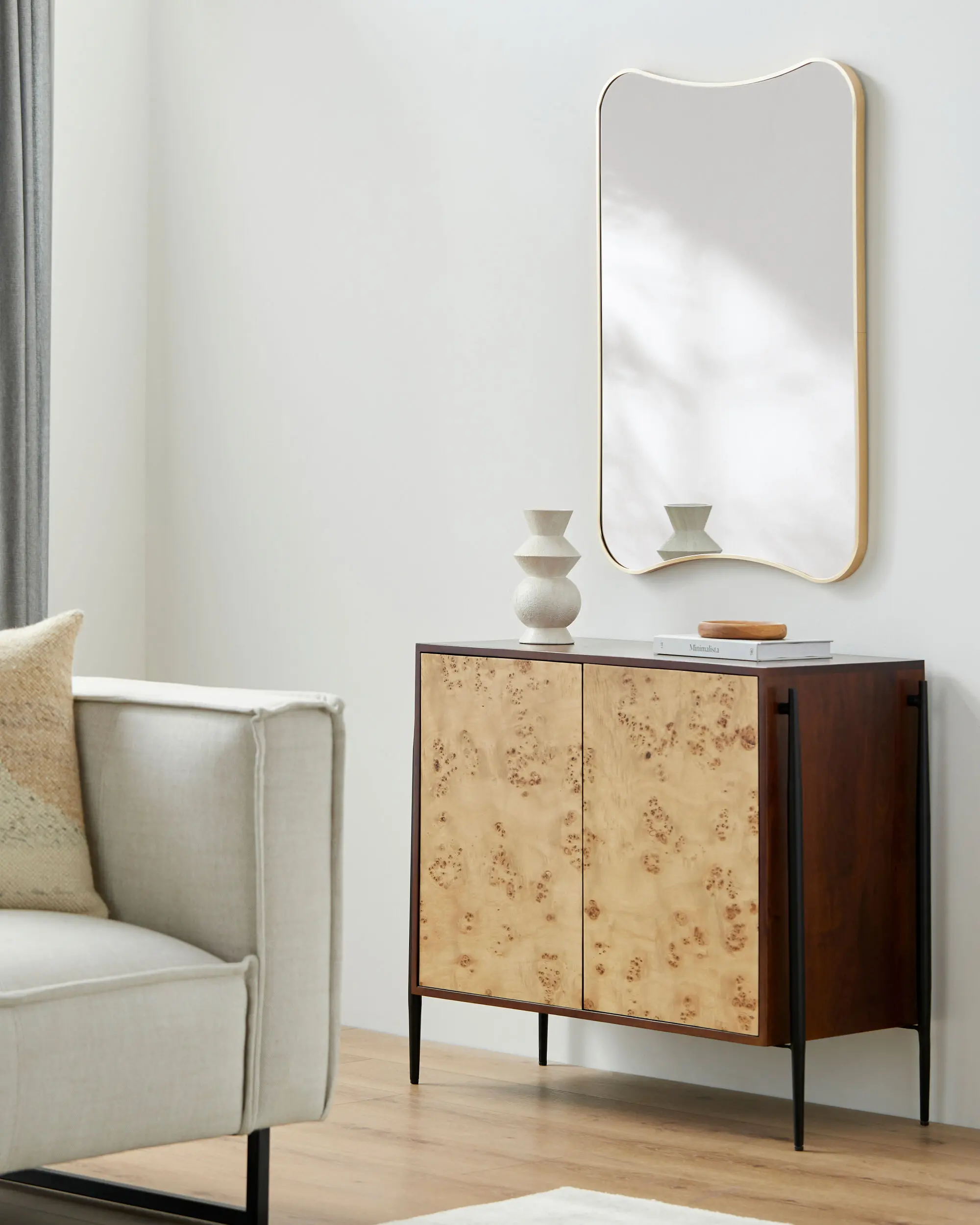 OLO001-3624 Bellona Gold Accent Mirror-2