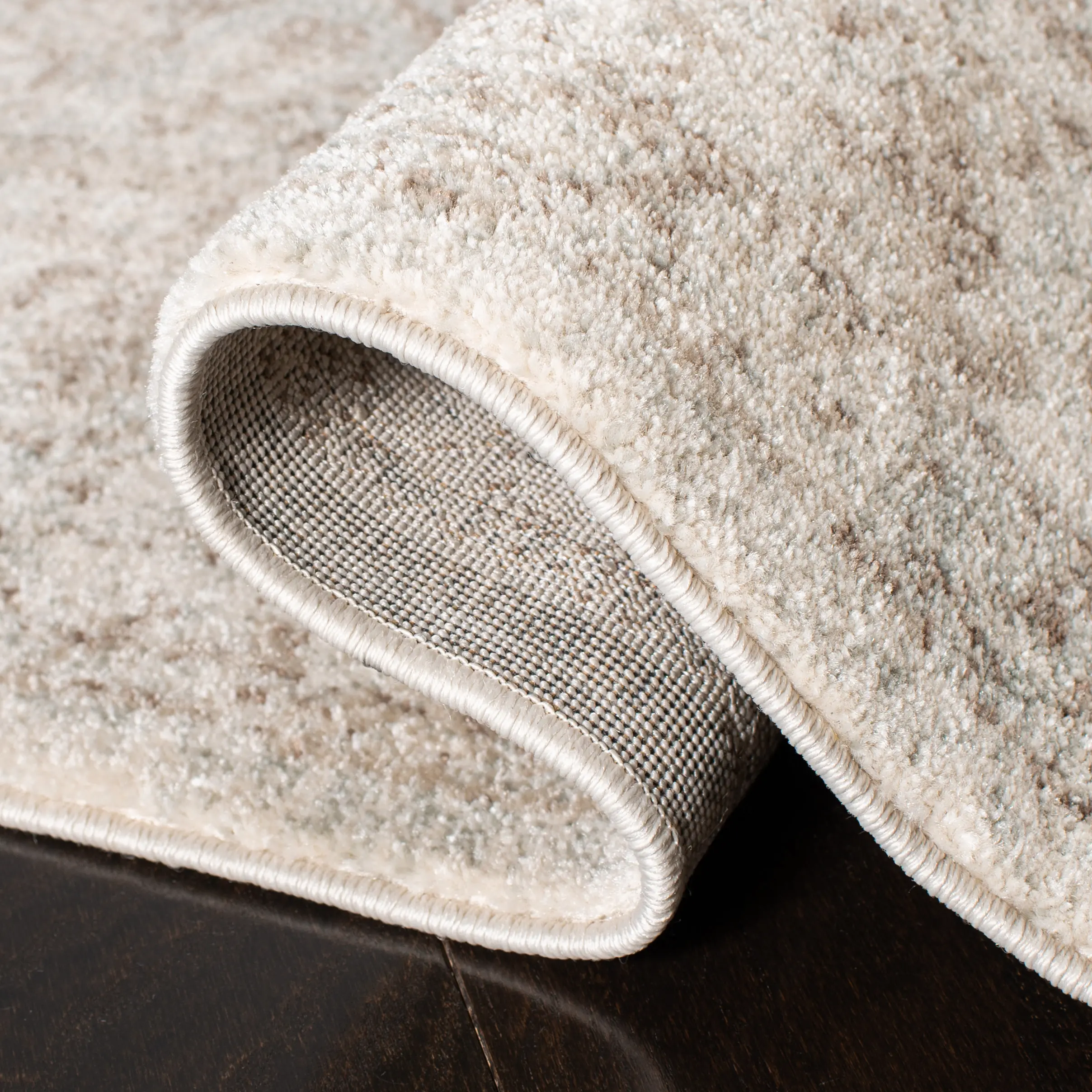 EVK256E-4 Safavieh Evoke Collection Taupe Rug-7