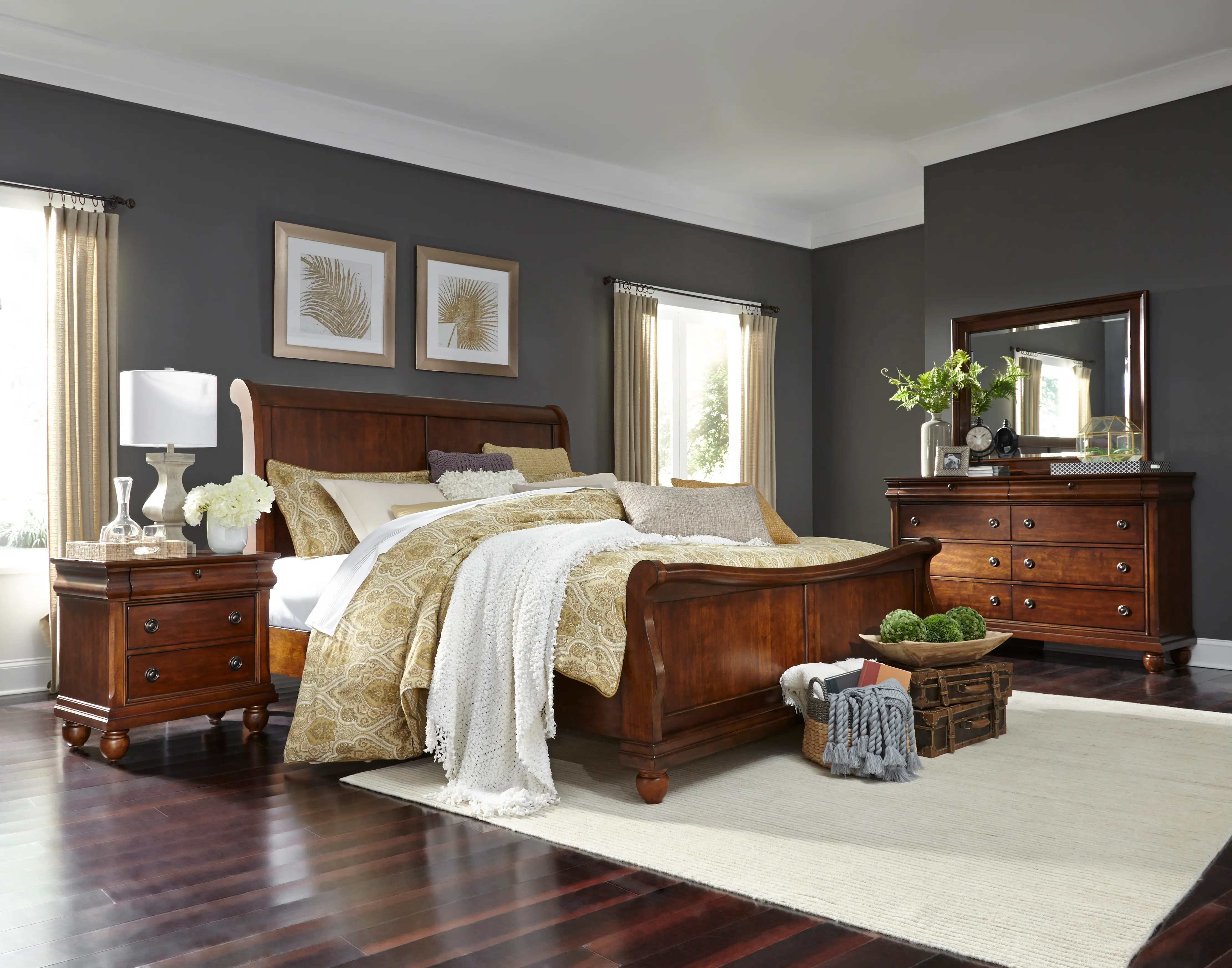589-BED5/0 Traditions Cherry Brown Queen Bed-2