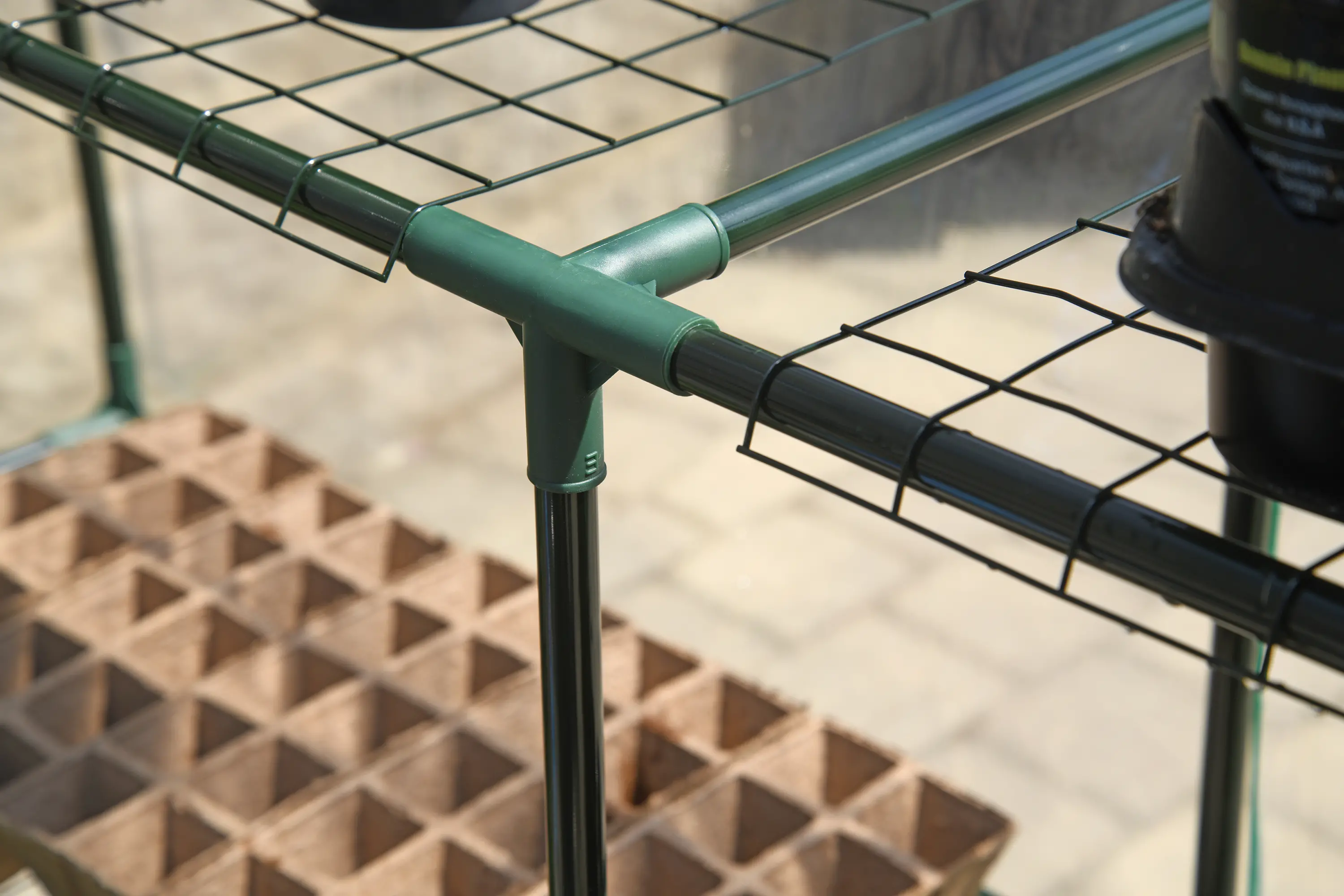 Miracle-Gro Clear Mini Greenhouse-5