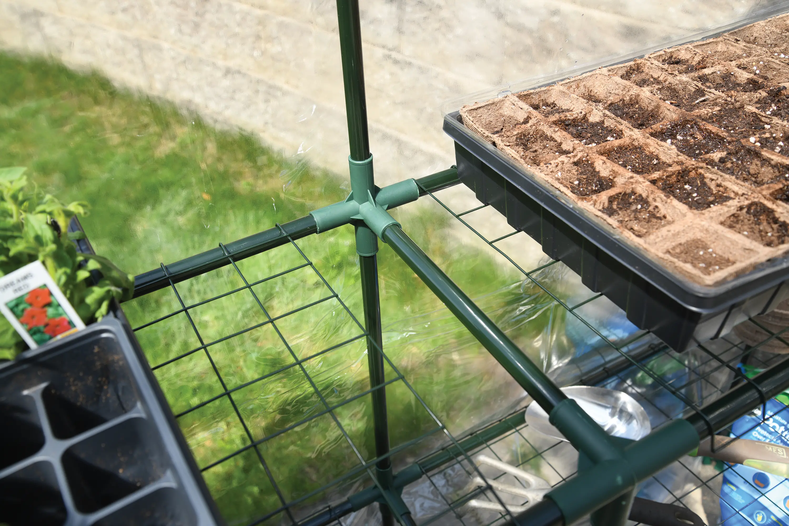 Miracle-Gro Clear Mini Greenhouse-6