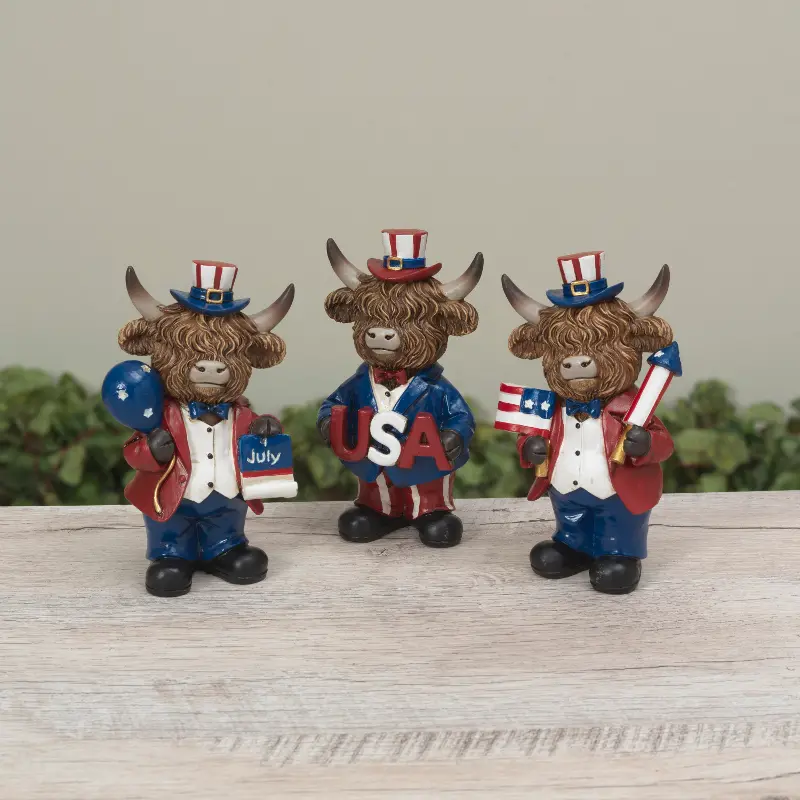 Assorted Americana Cow with Hat